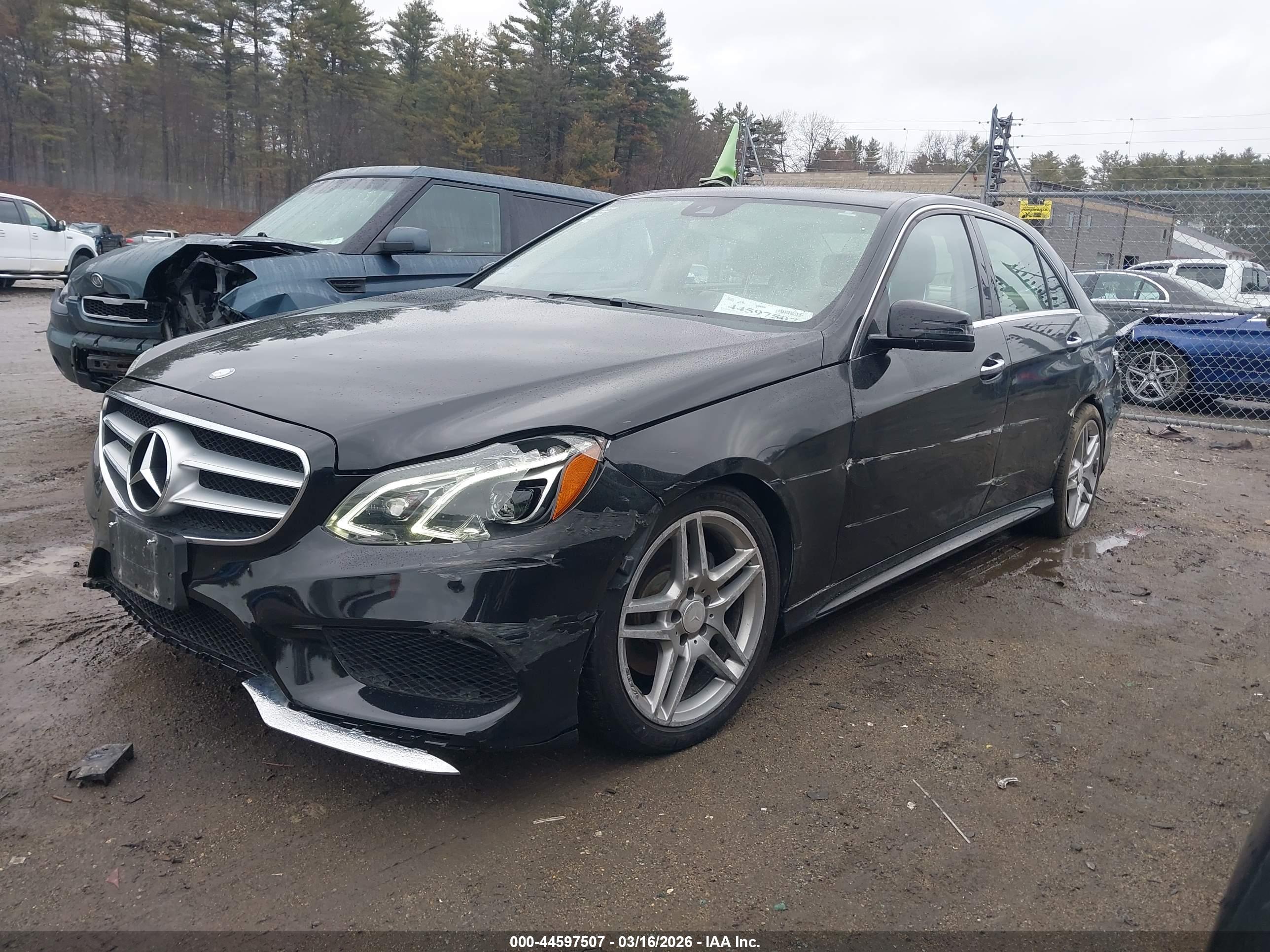 MERCEDES-BENZ E image 2