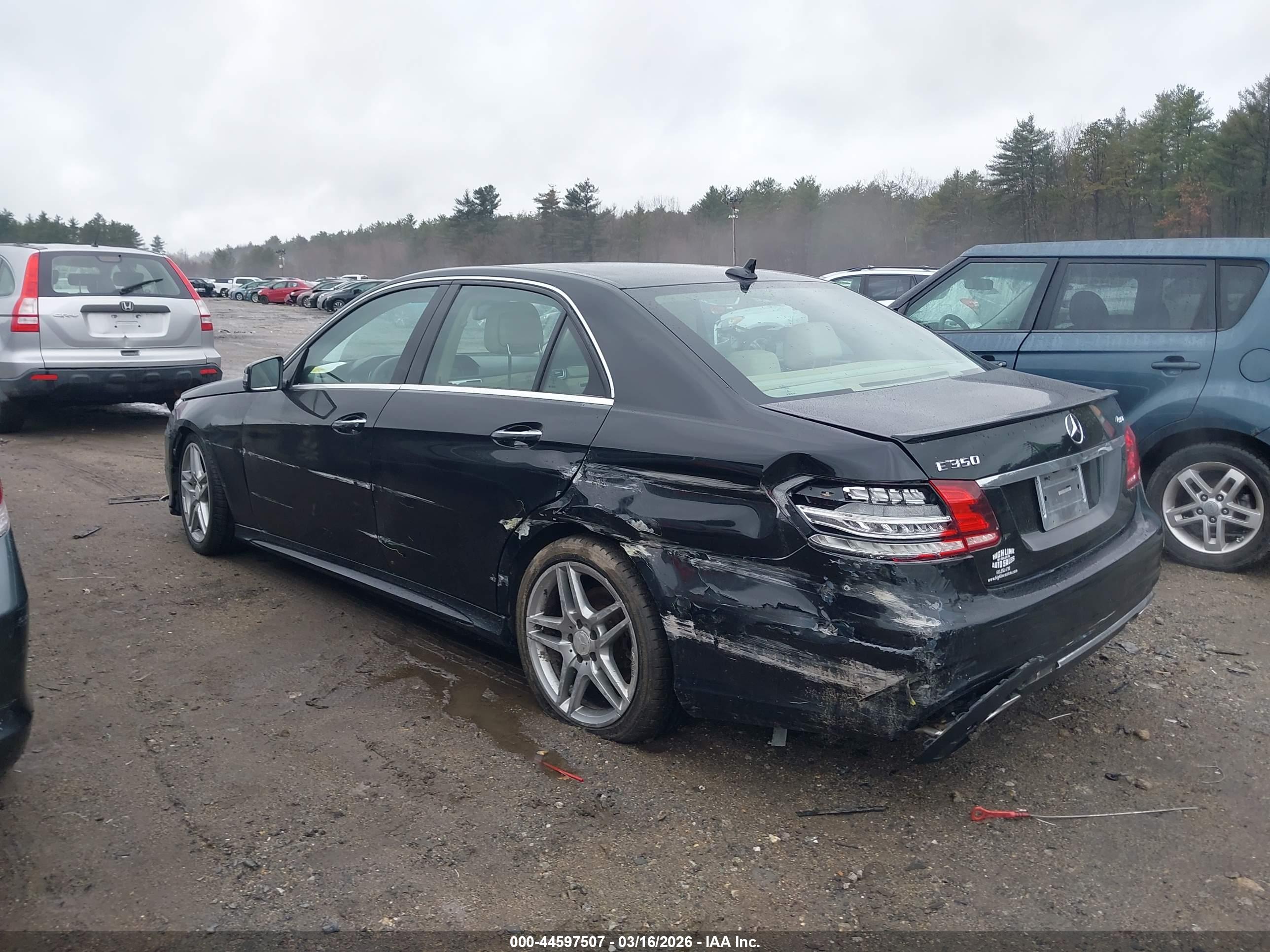 MERCEDES-BENZ E image 3