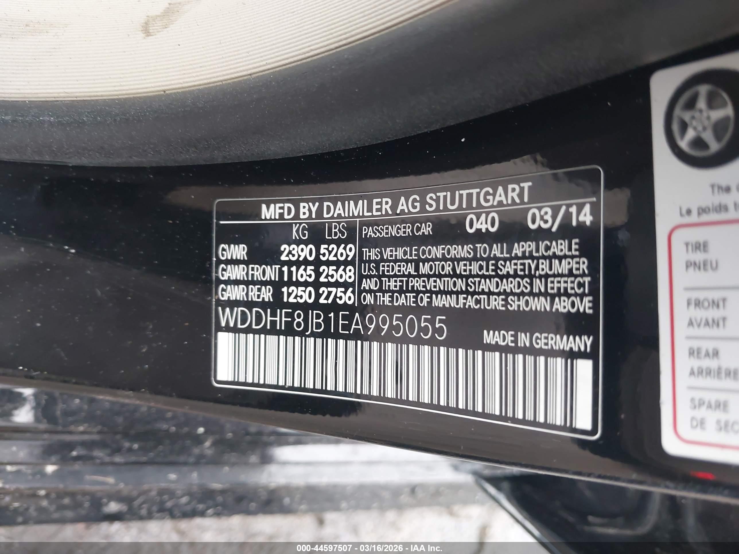 MERCEDES-BENZ E image 9