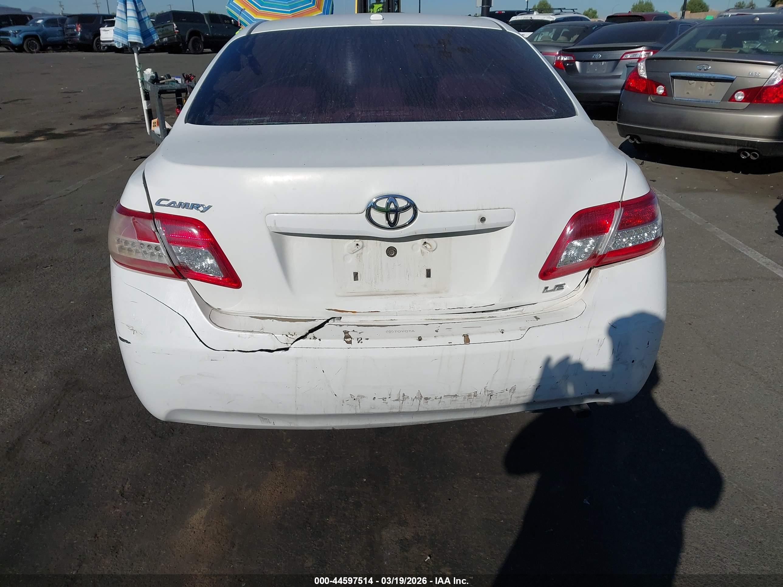 TOYOTA CAMRY image 6