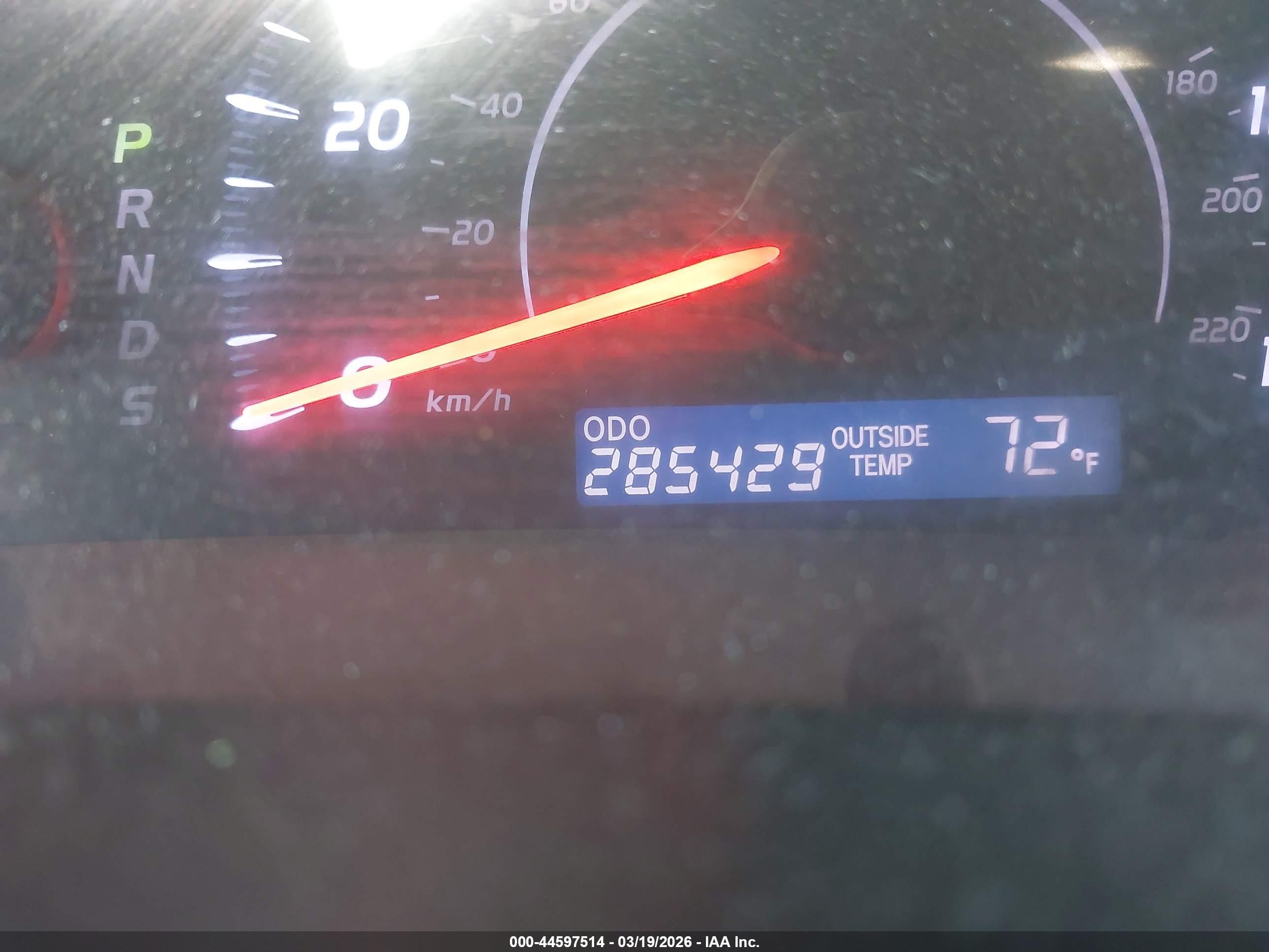 TOYOTA CAMRY image 7