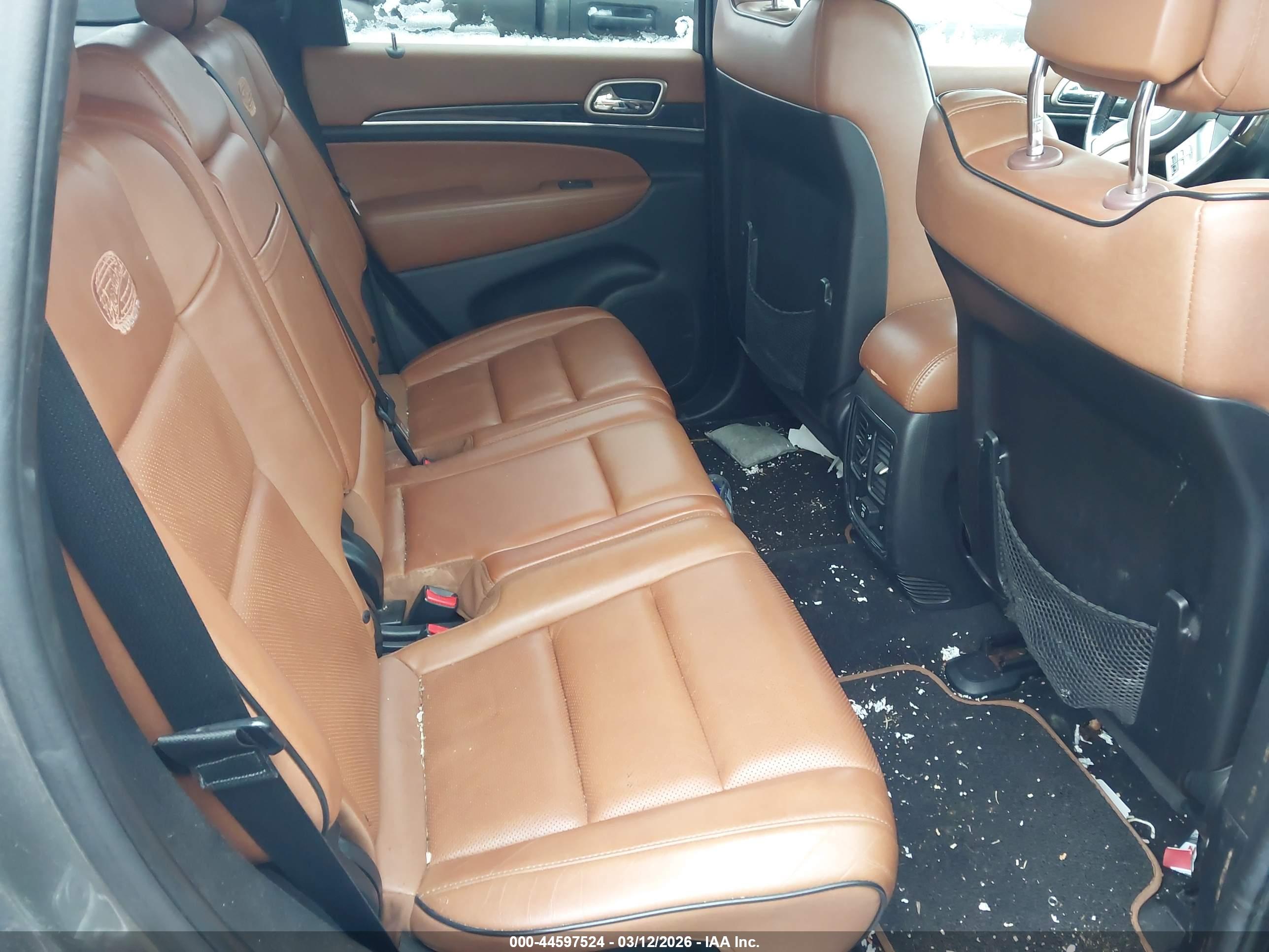 JEEP GRAND image 8