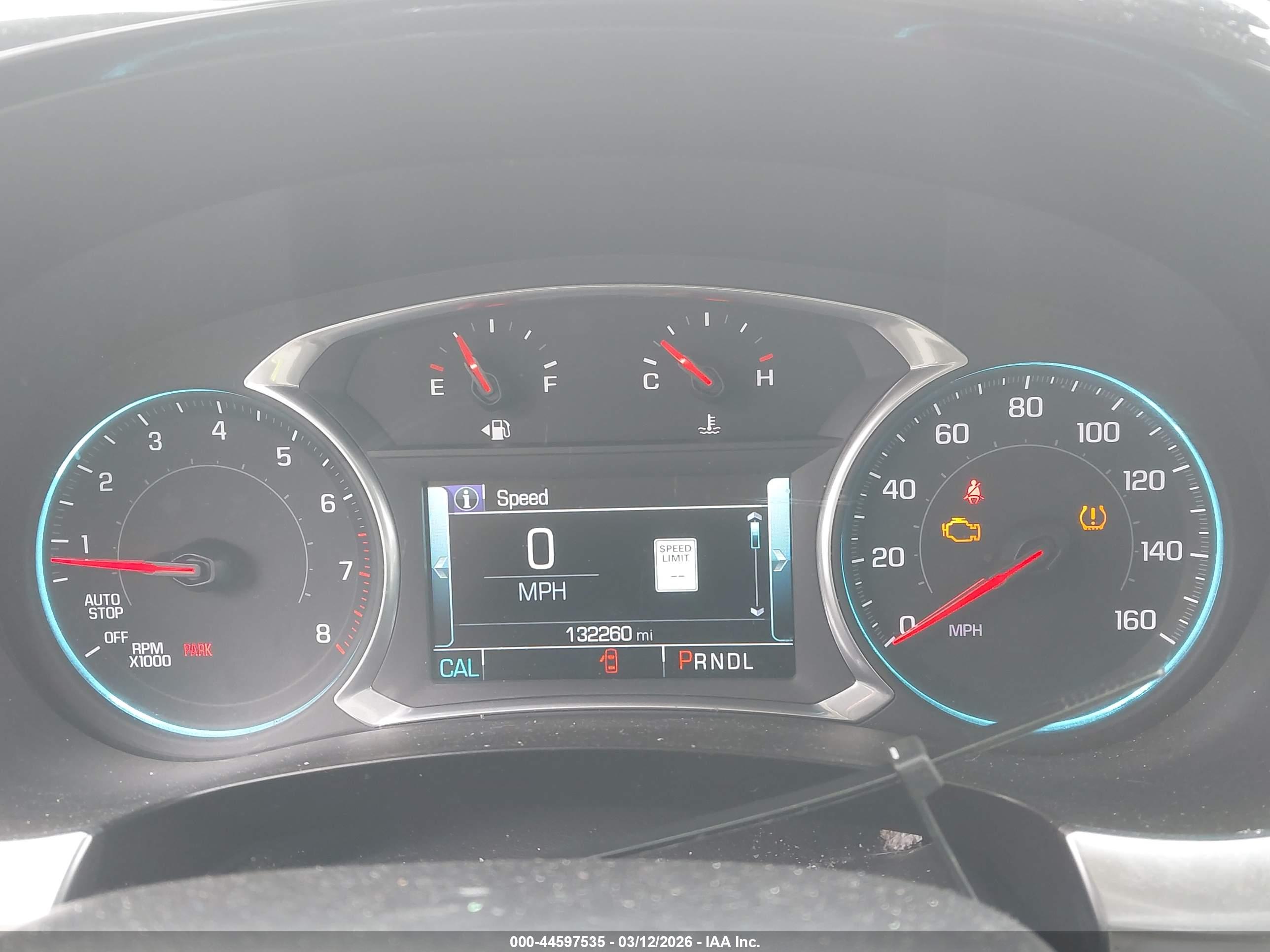 CHEVROLET TRAVERSE image 7