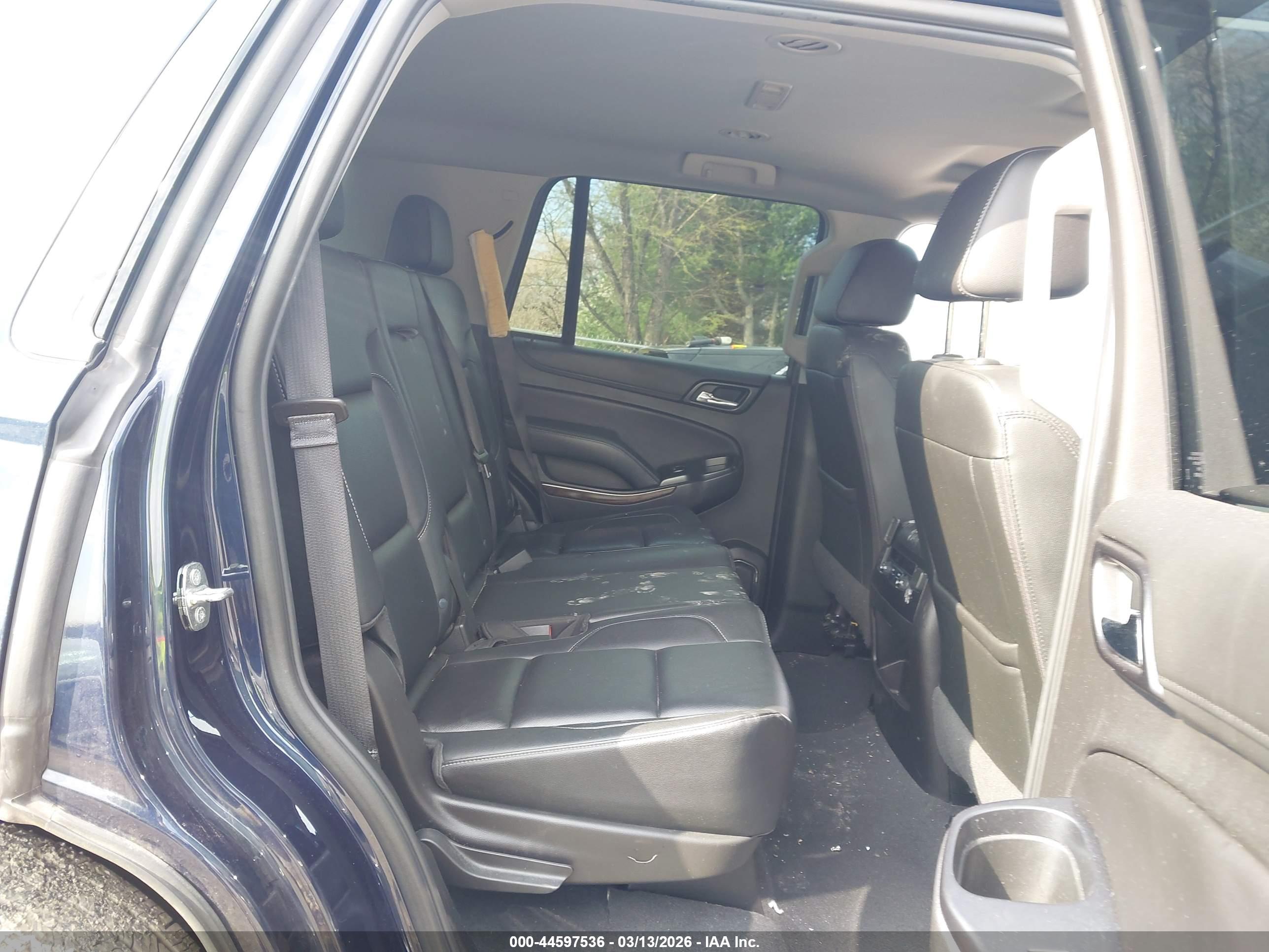 CHEVROLET TAHOE image 8
