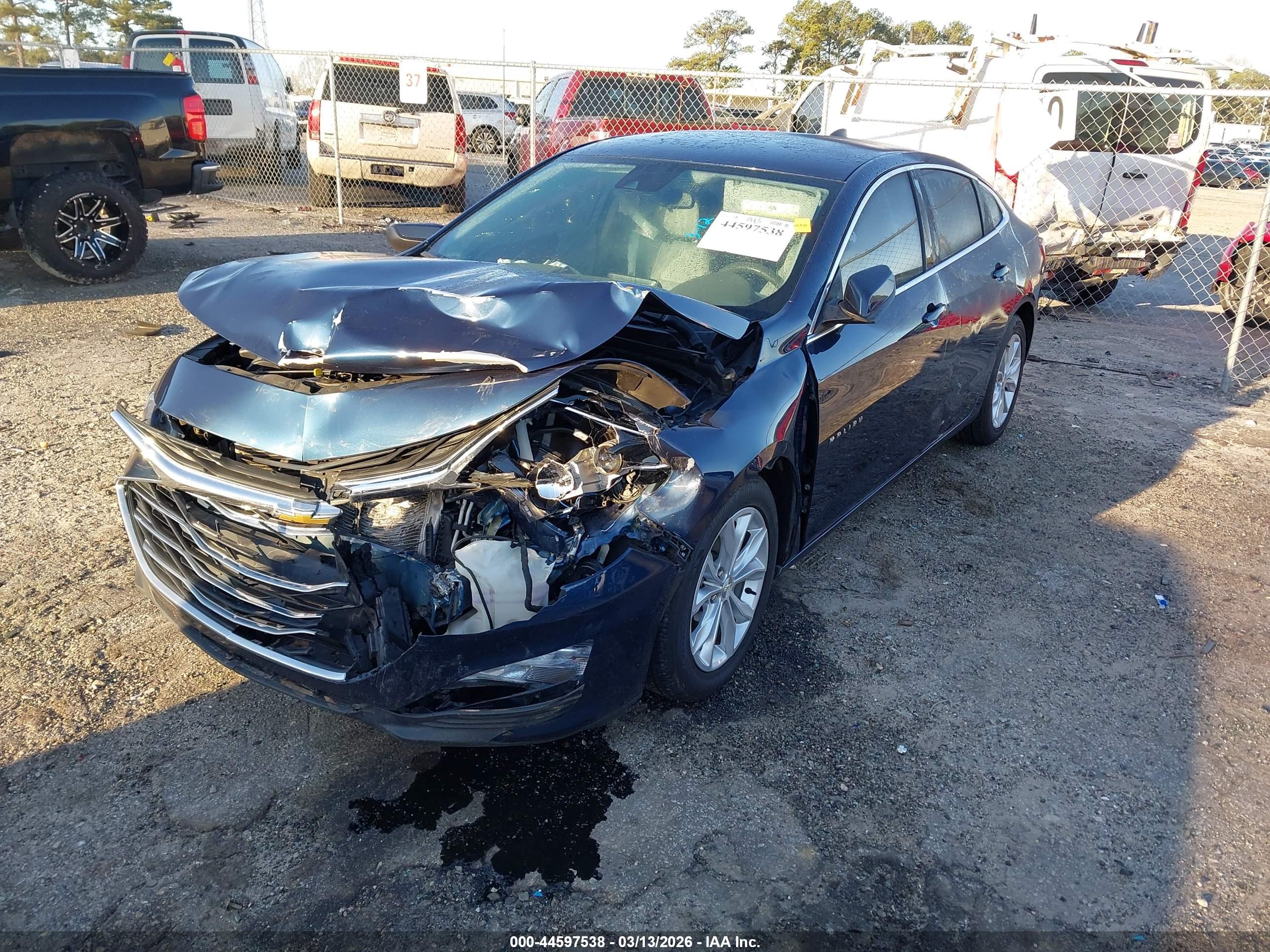 CHEVROLET MALIBU image 2