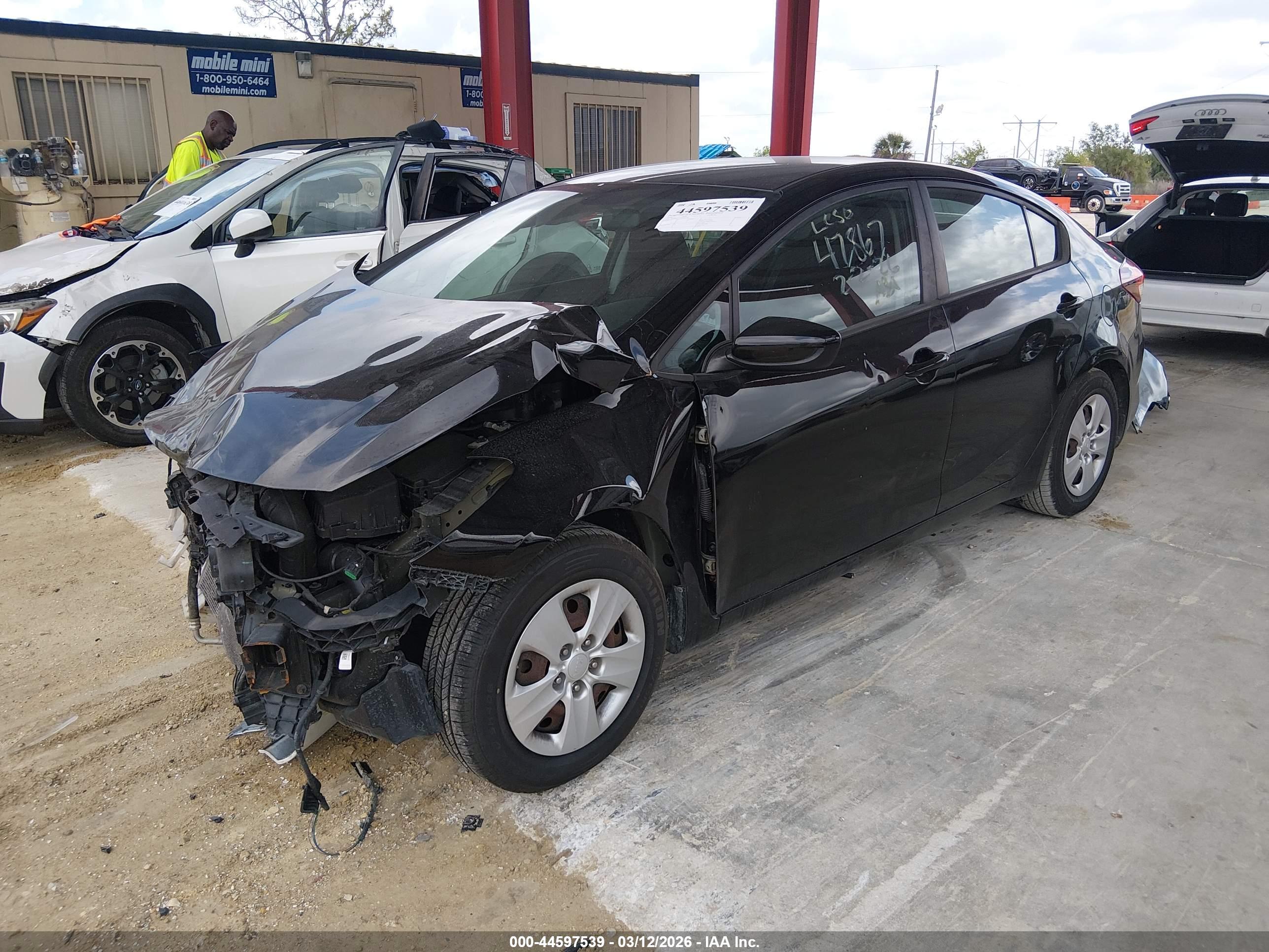 KIA FORTE image 2
