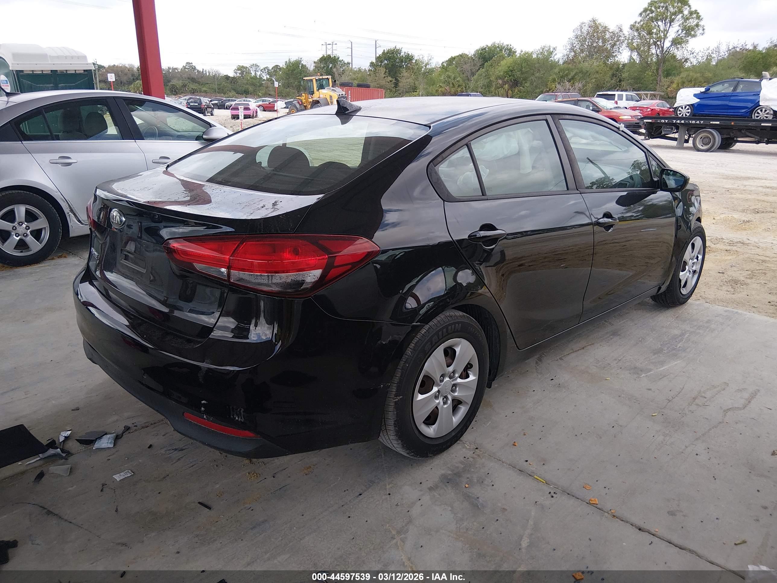 KIA FORTE image 4
