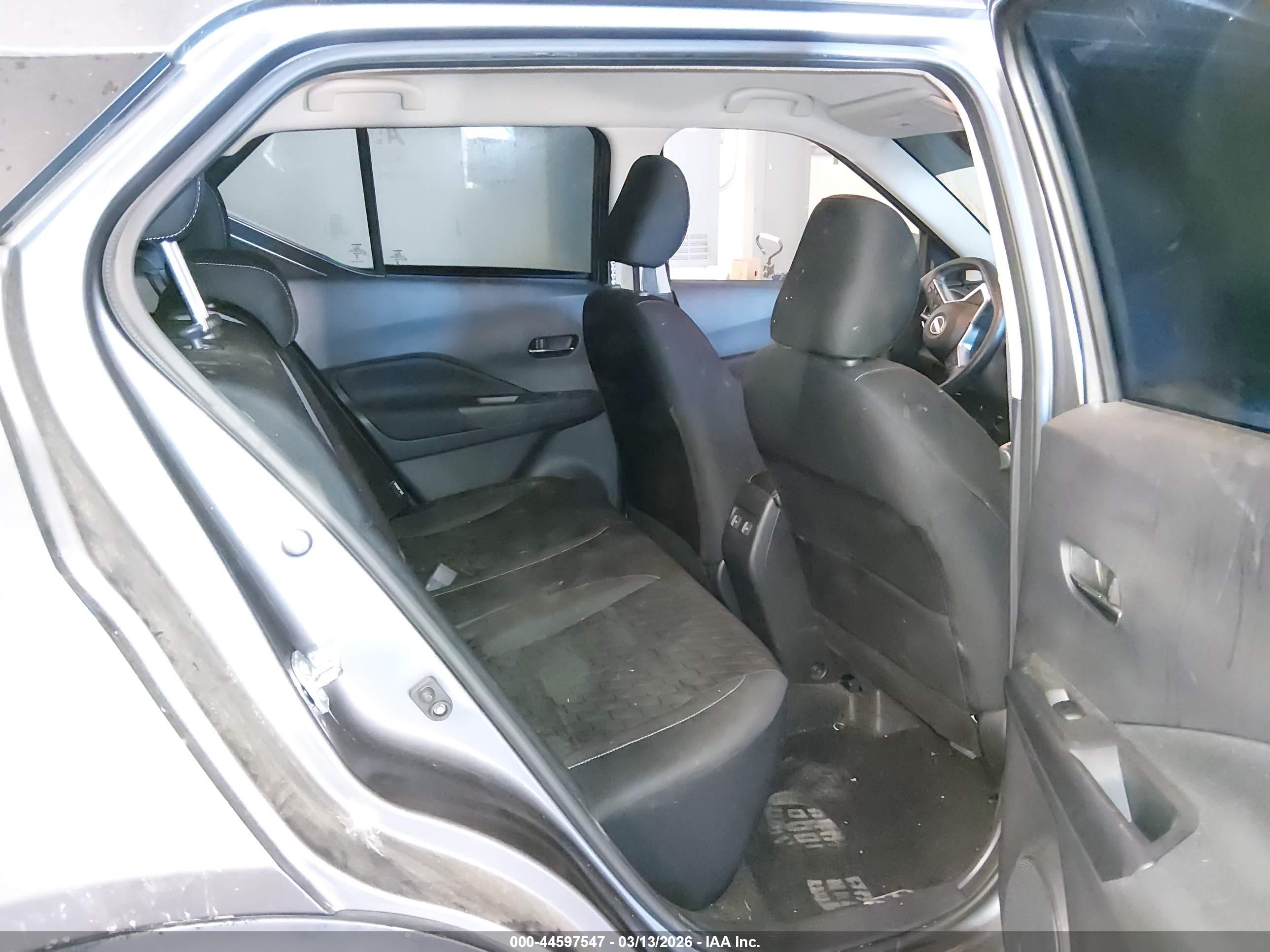 NISSAN KICKS image 8