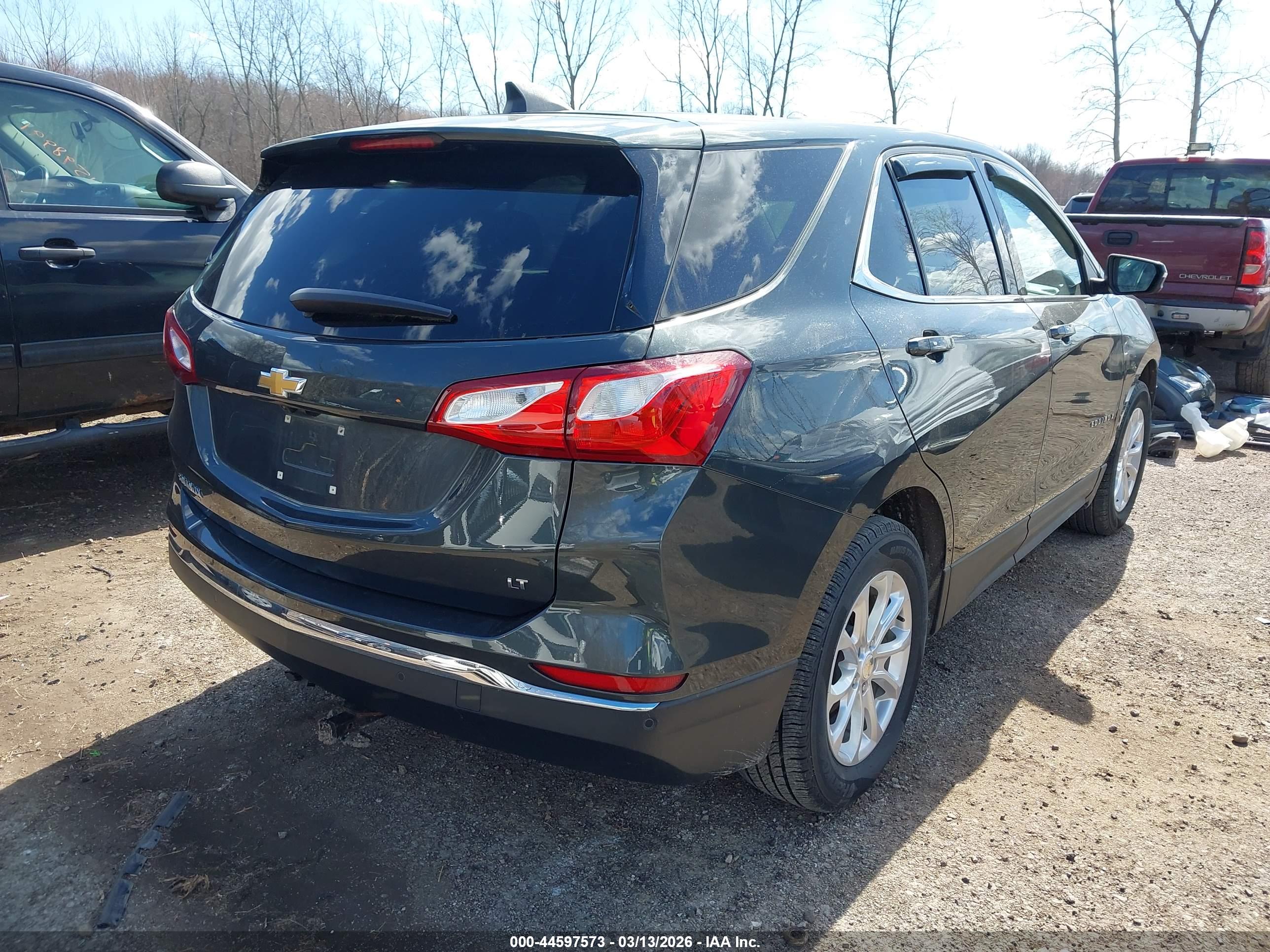 CHEVROLET EQUINOX image 4