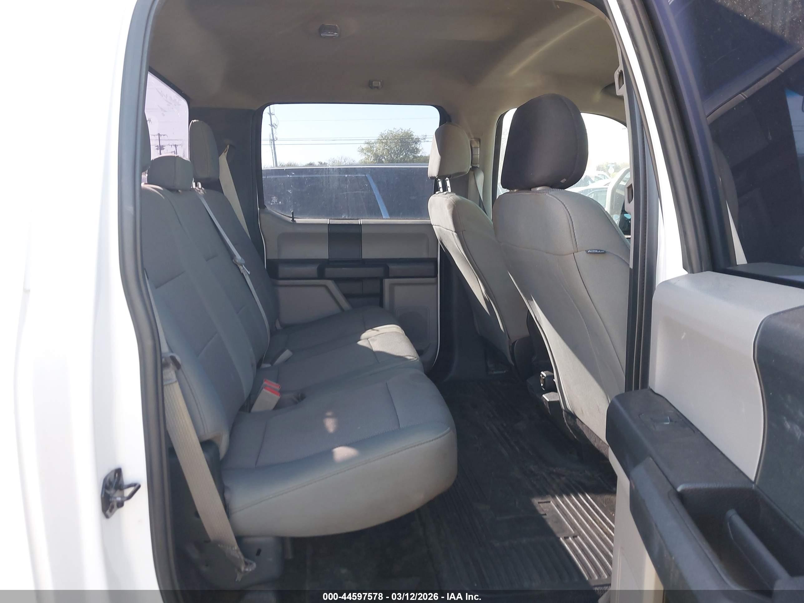 FORD F-250 image 8
