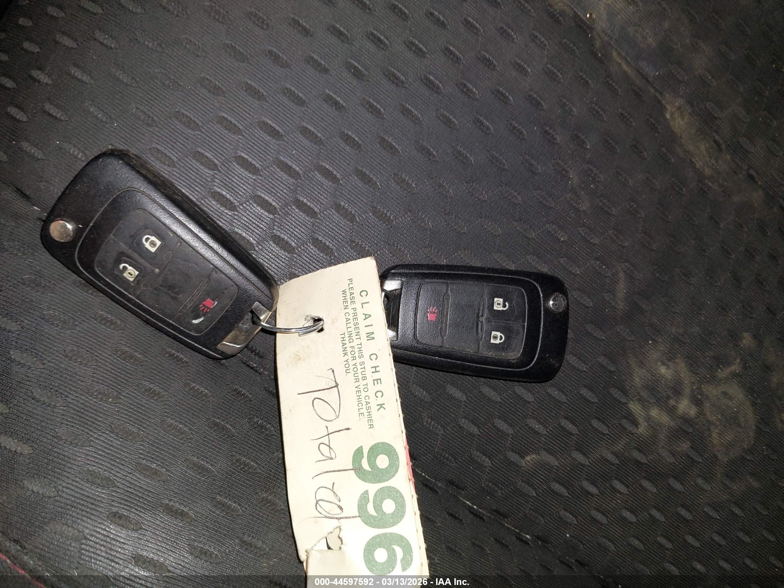 CHEVROLET EQUINOX image 11