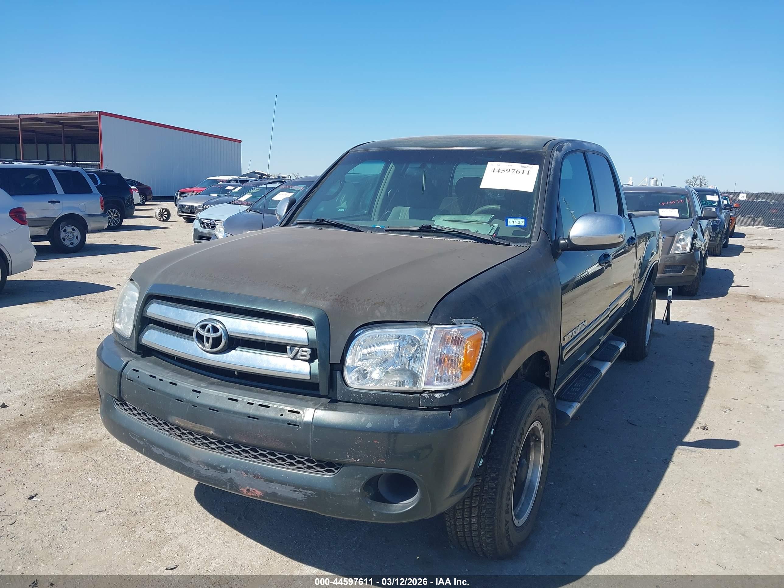 TOYOTA TUNDRA image 2