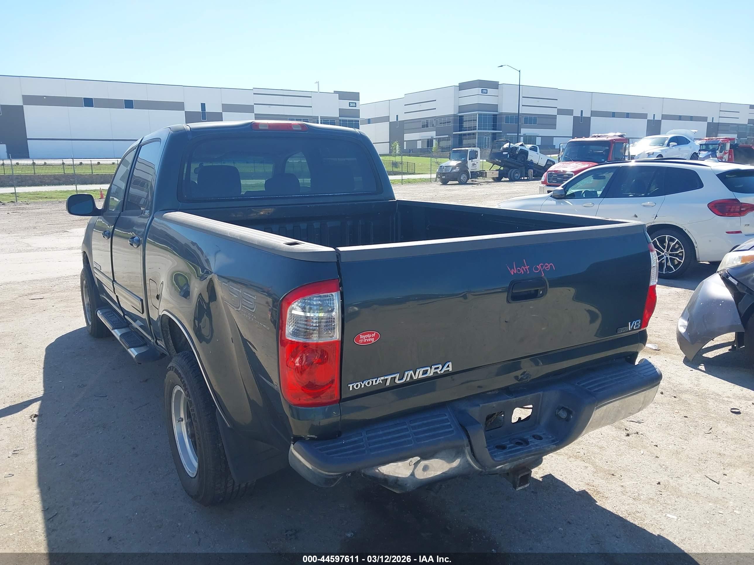 TOYOTA TUNDRA image 3