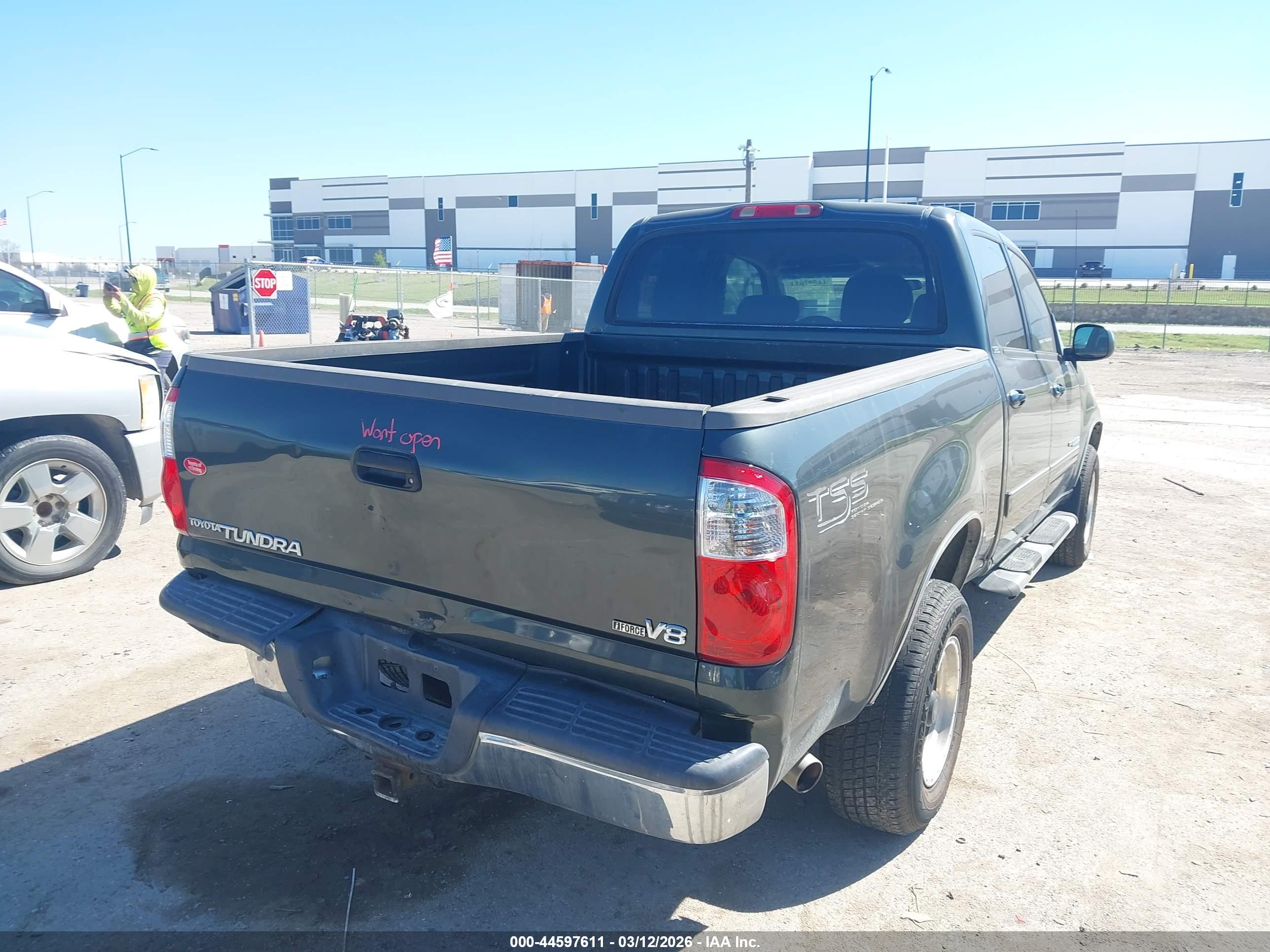TOYOTA TUNDRA image 4