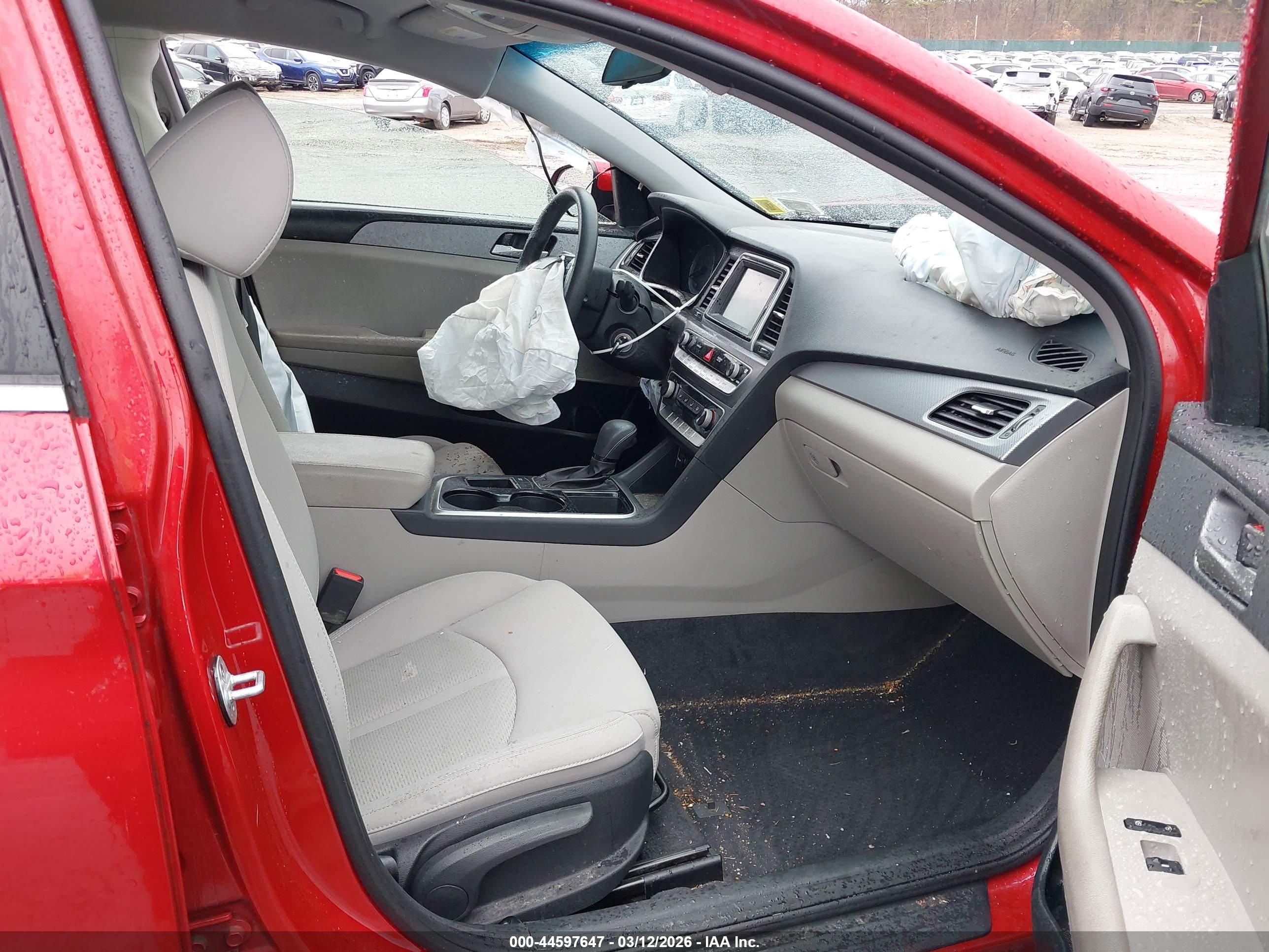 HYUNDAI SONATA image 5