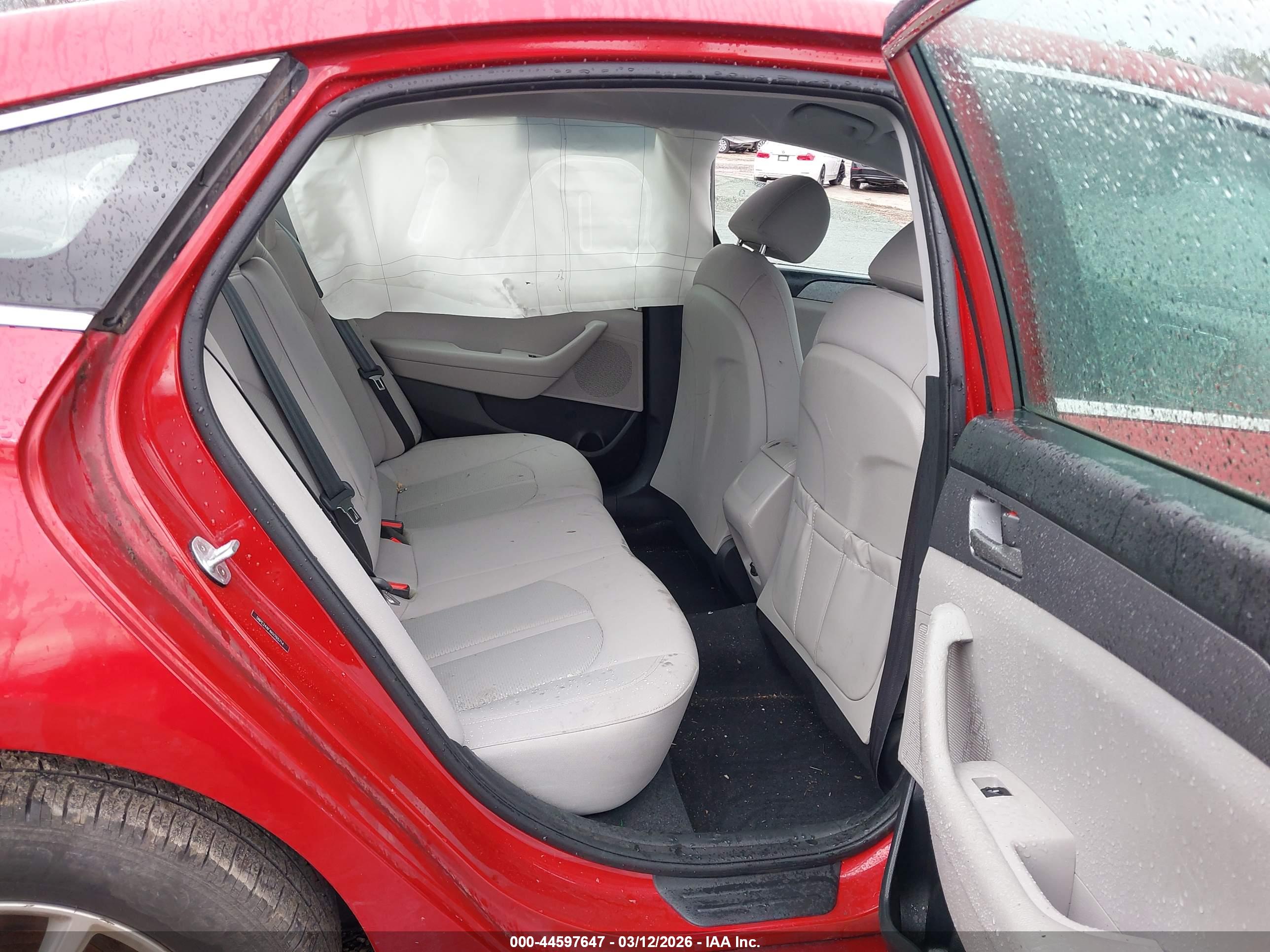 HYUNDAI SONATA image 8