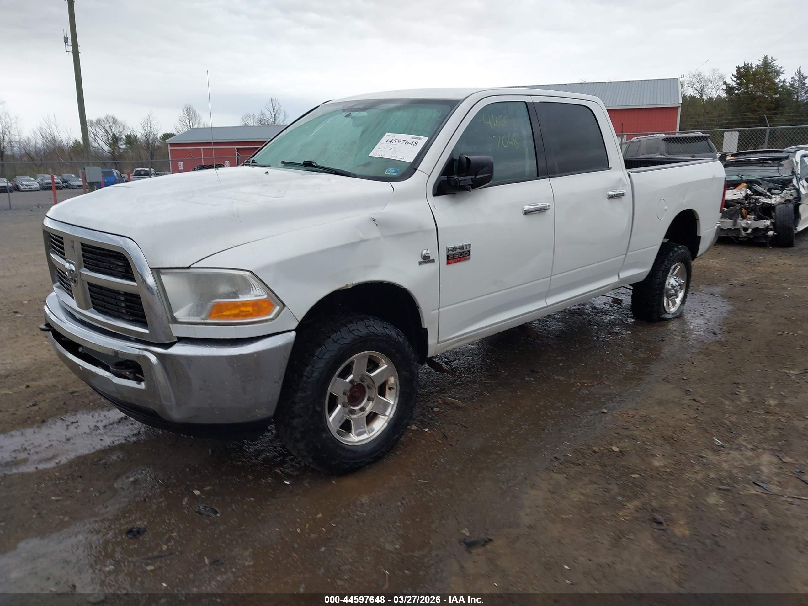 RAM 2500 image 2