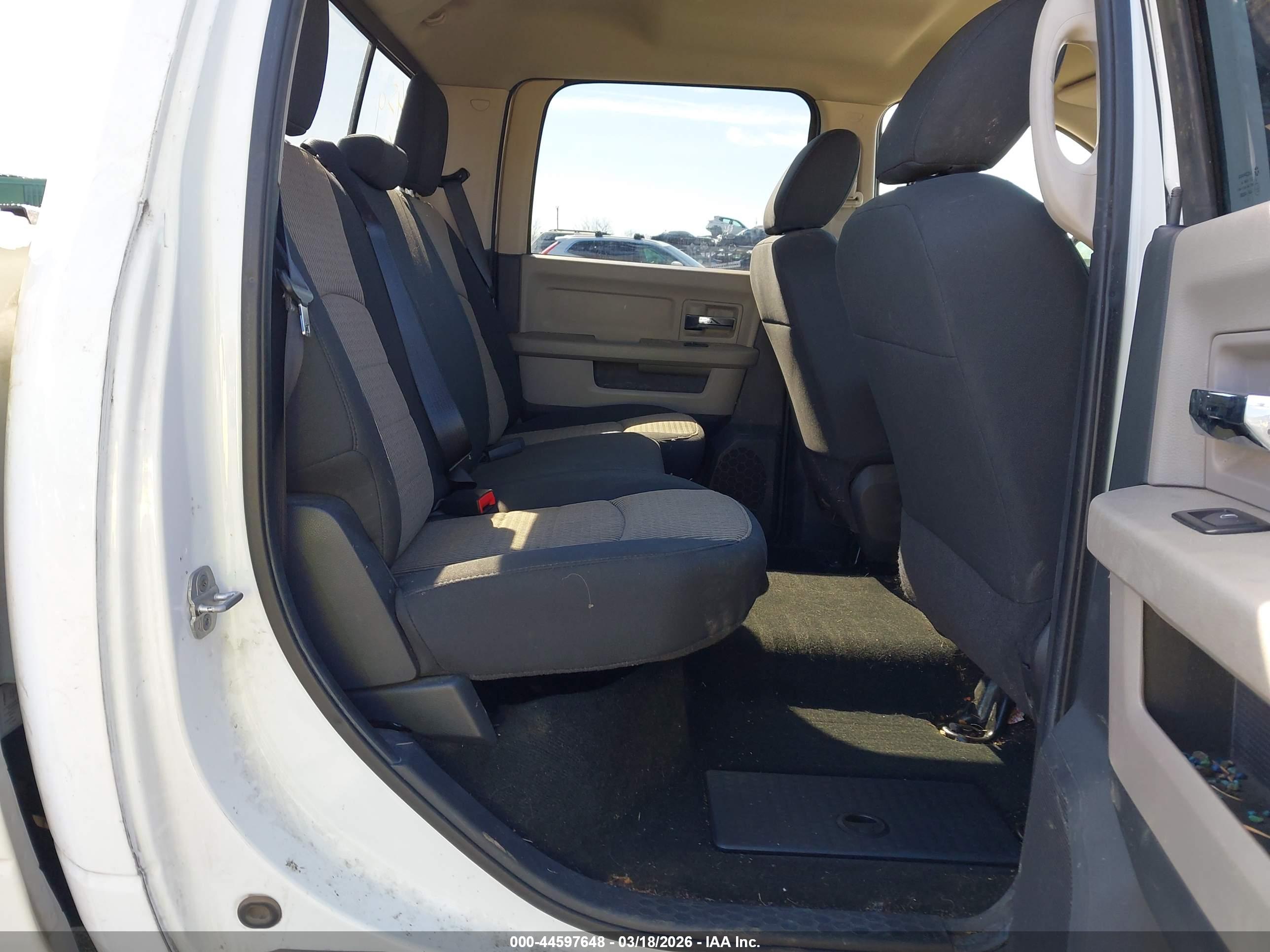 RAM 2500 image 8