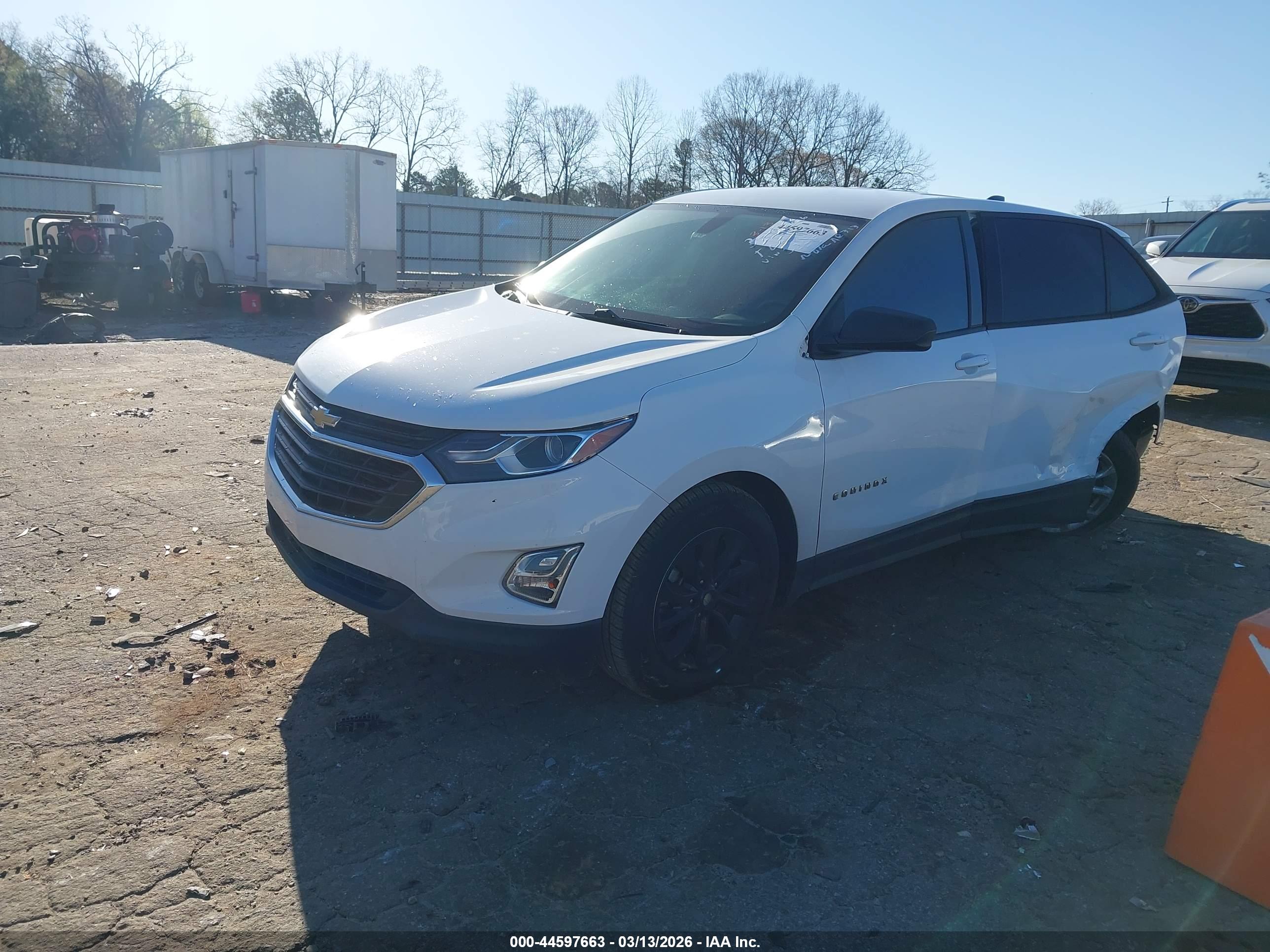CHEVROLET EQUINOX image 2