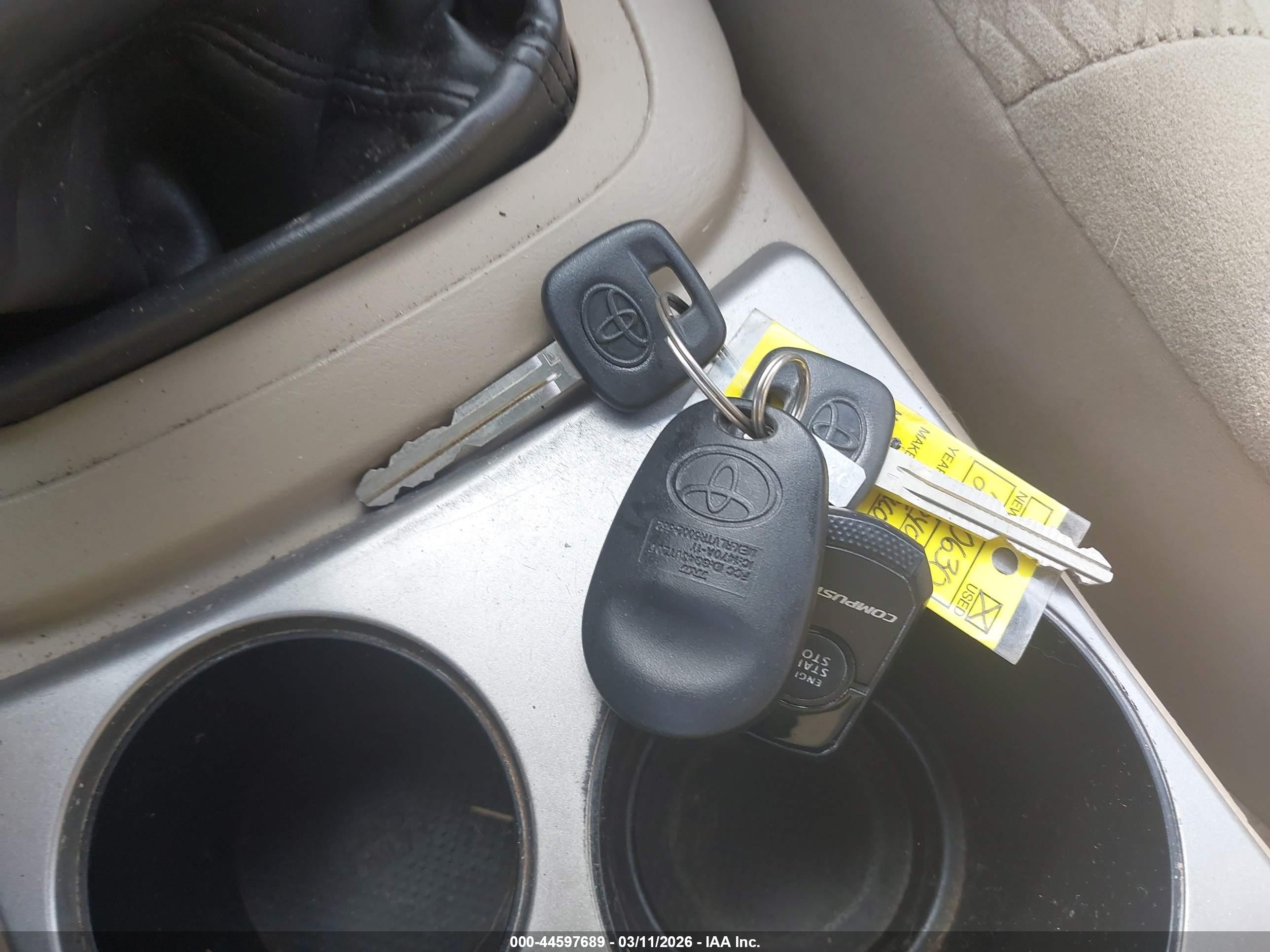 TOYOTA TACOMA image 11