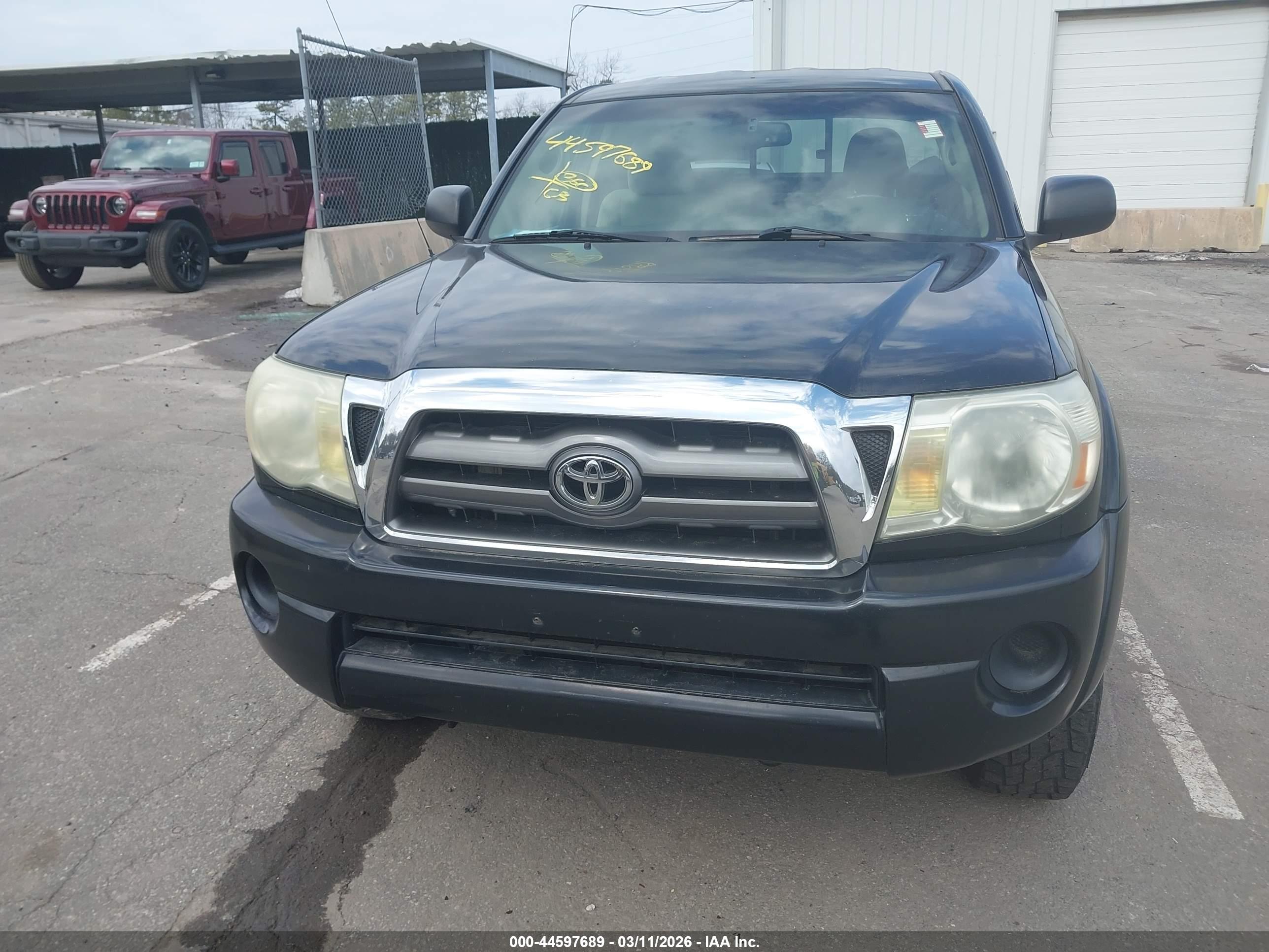 TOYOTA TACOMA image 6
