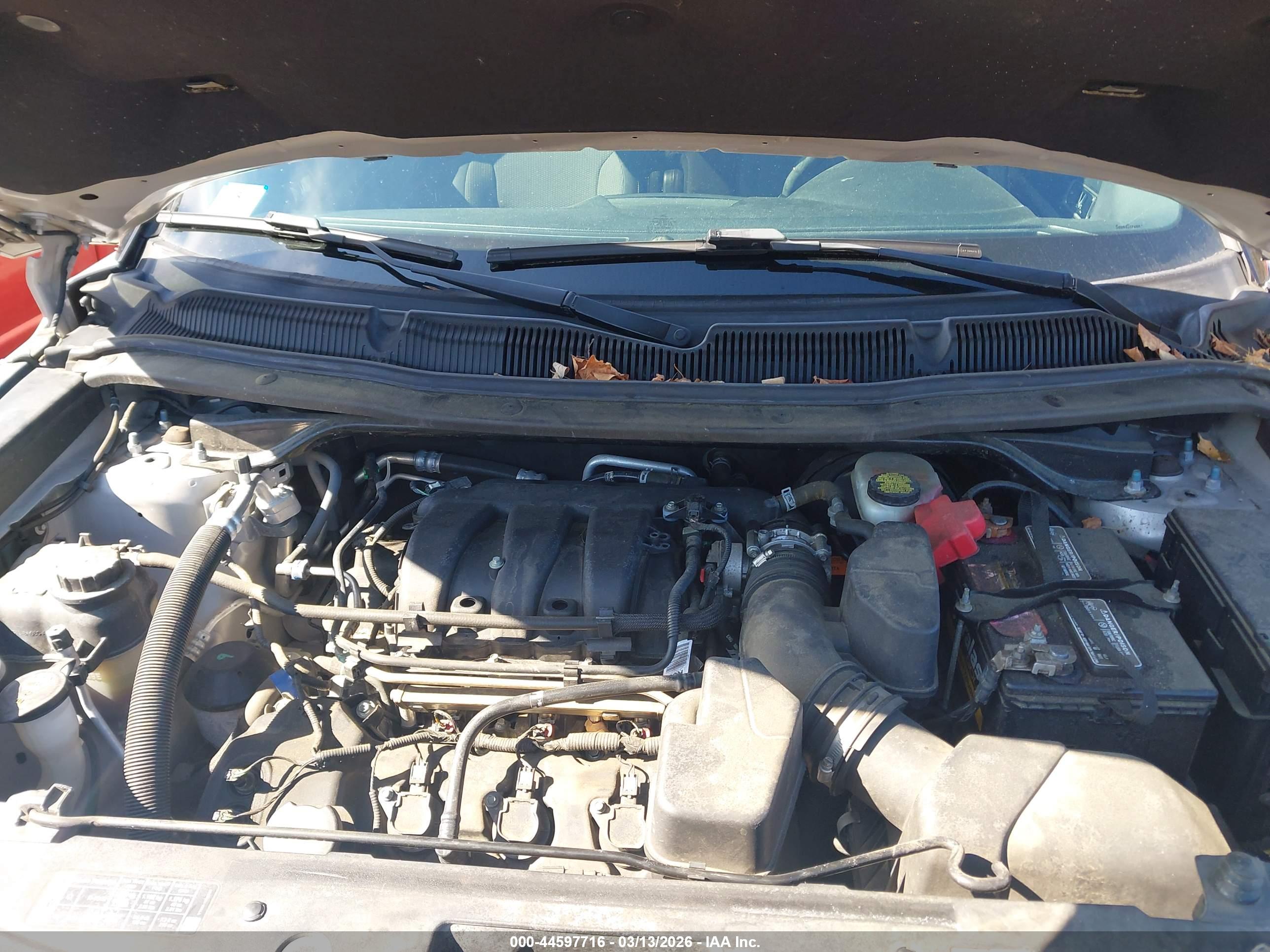 FORD EXPLORER image 10