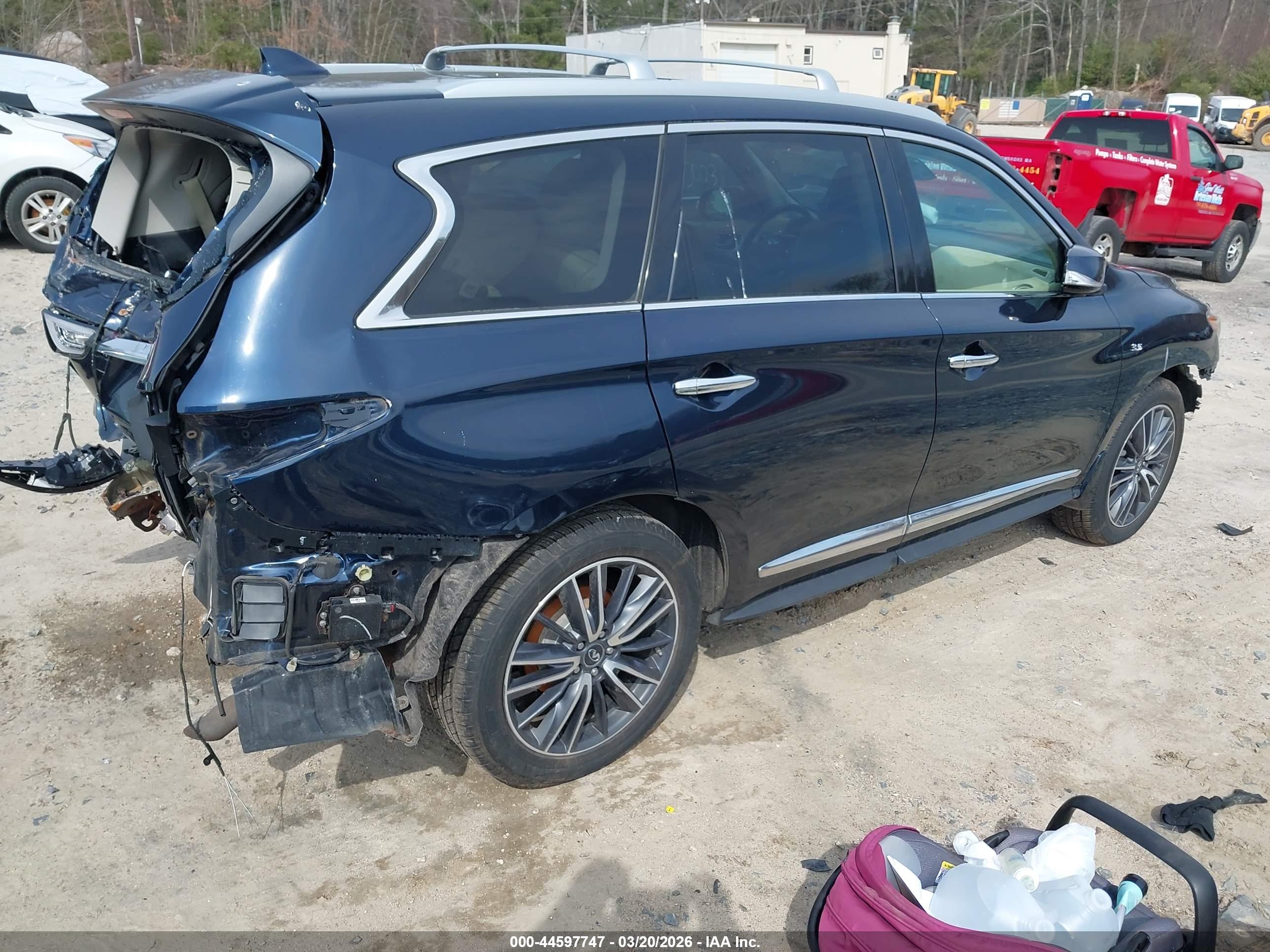 INFINITI QX60 image 4