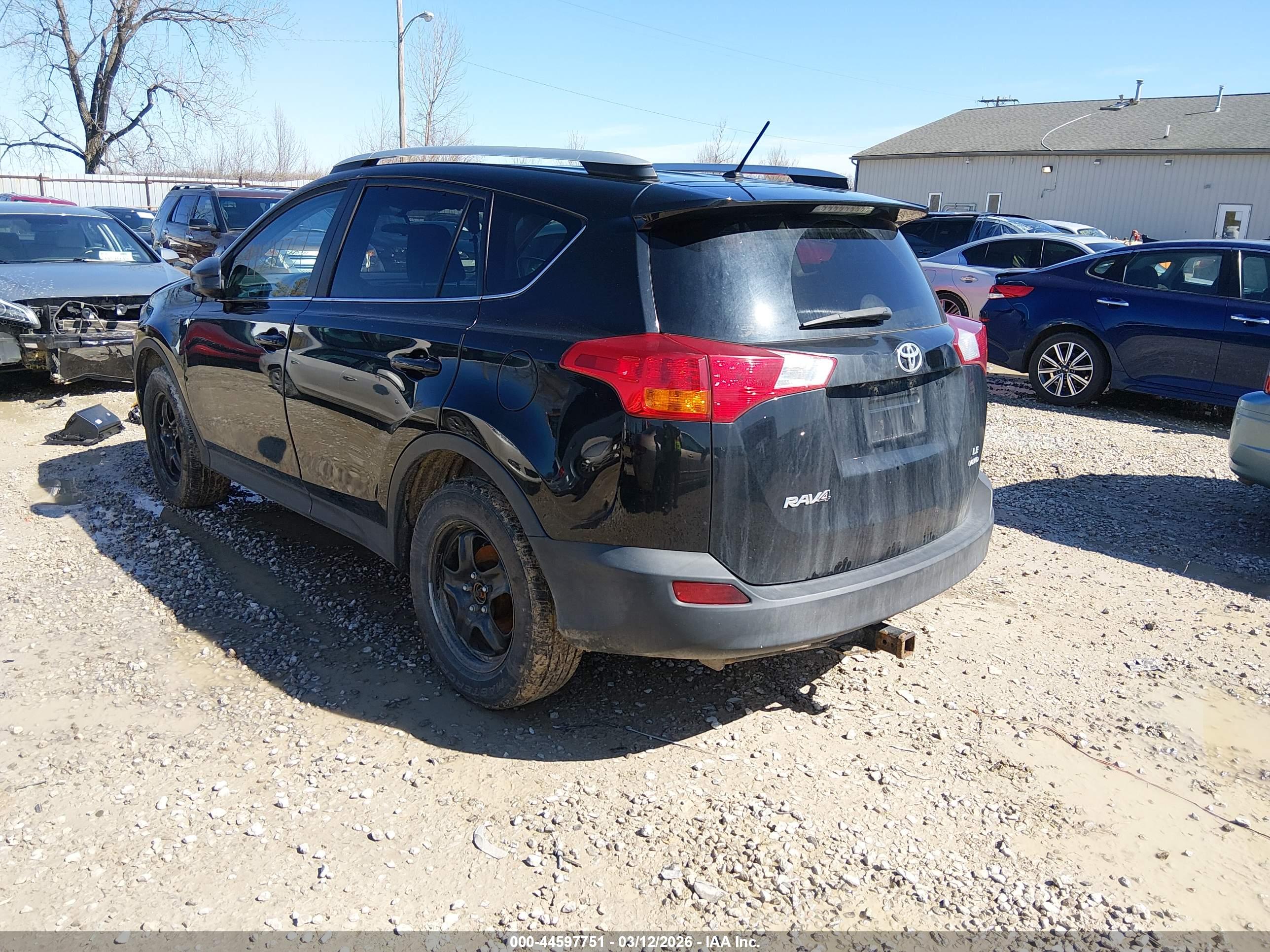 TOYOTA RAV4 image 3