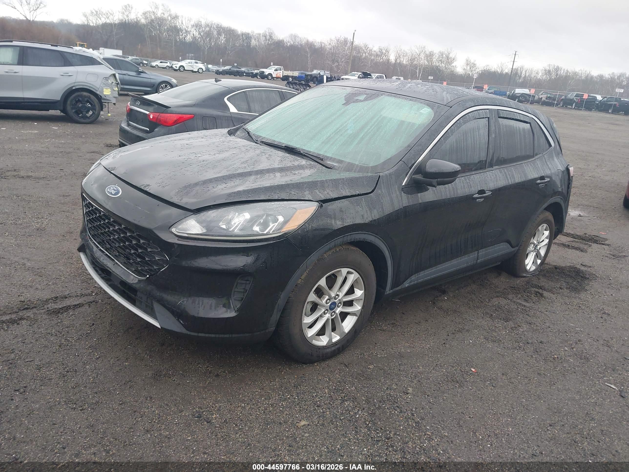 FORD ESCAPE image 2