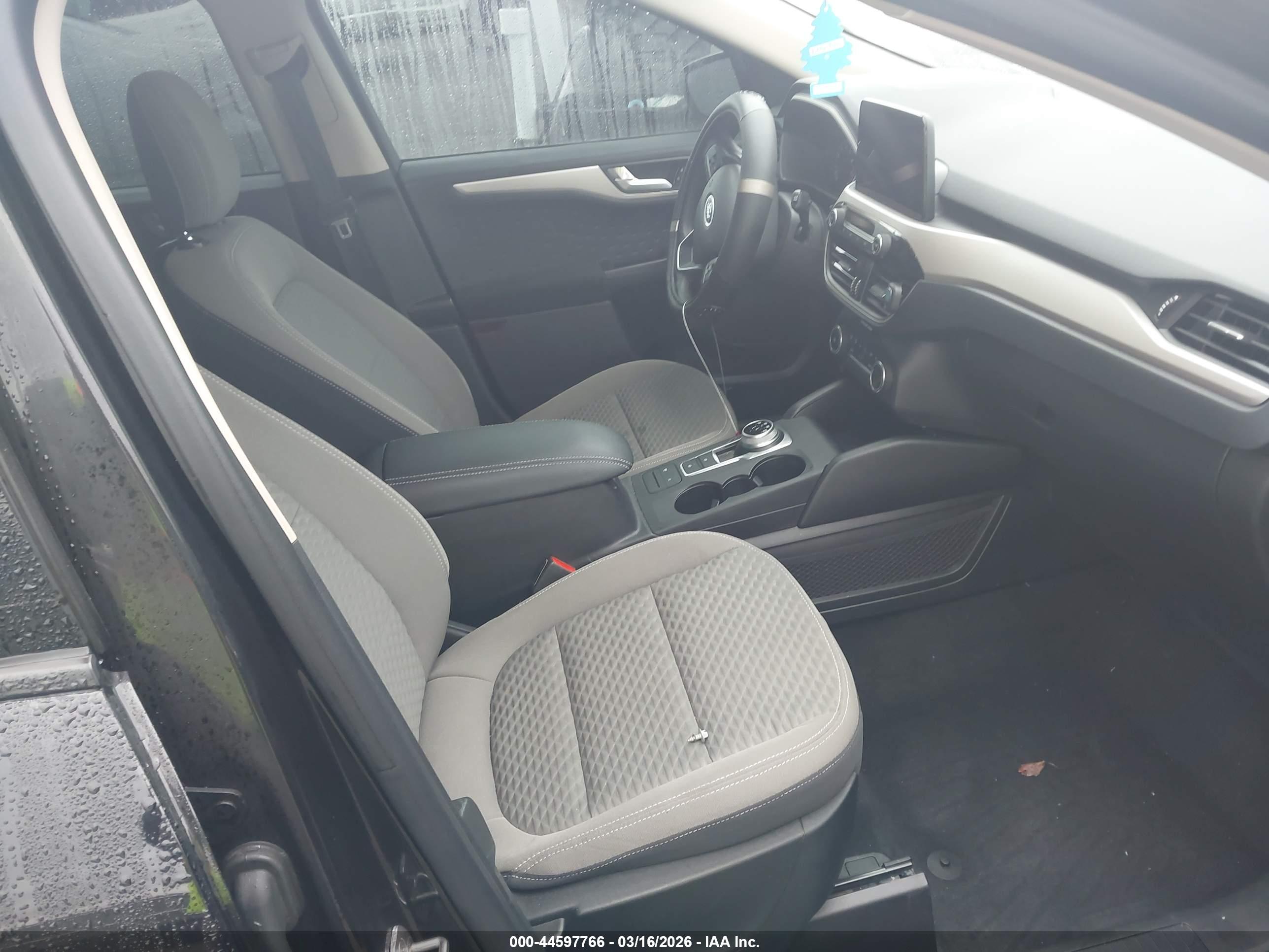 FORD ESCAPE image 5