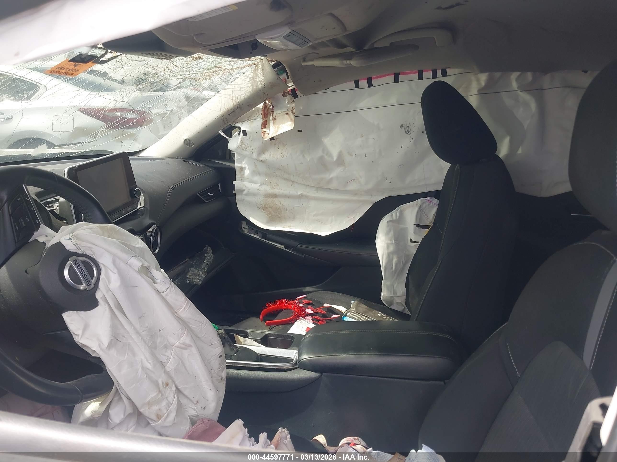 NISSAN SENTRA image 5