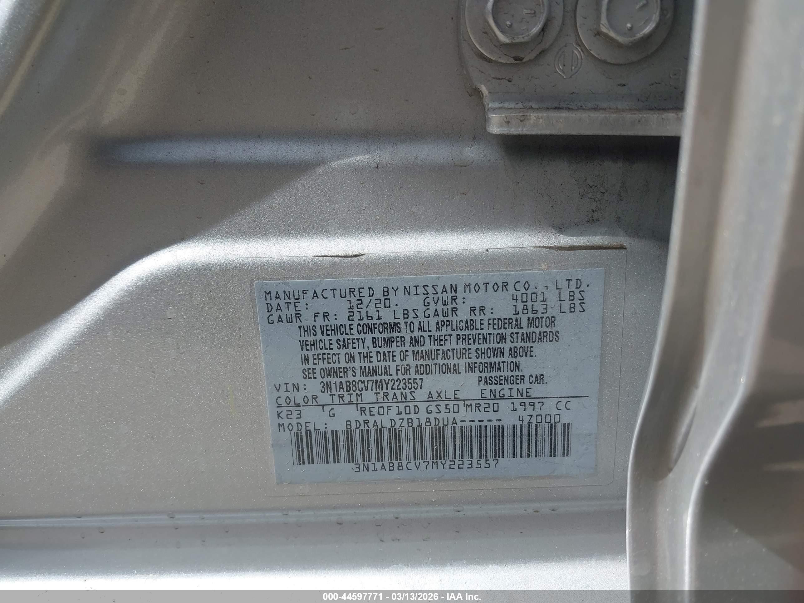 NISSAN SENTRA image 9
