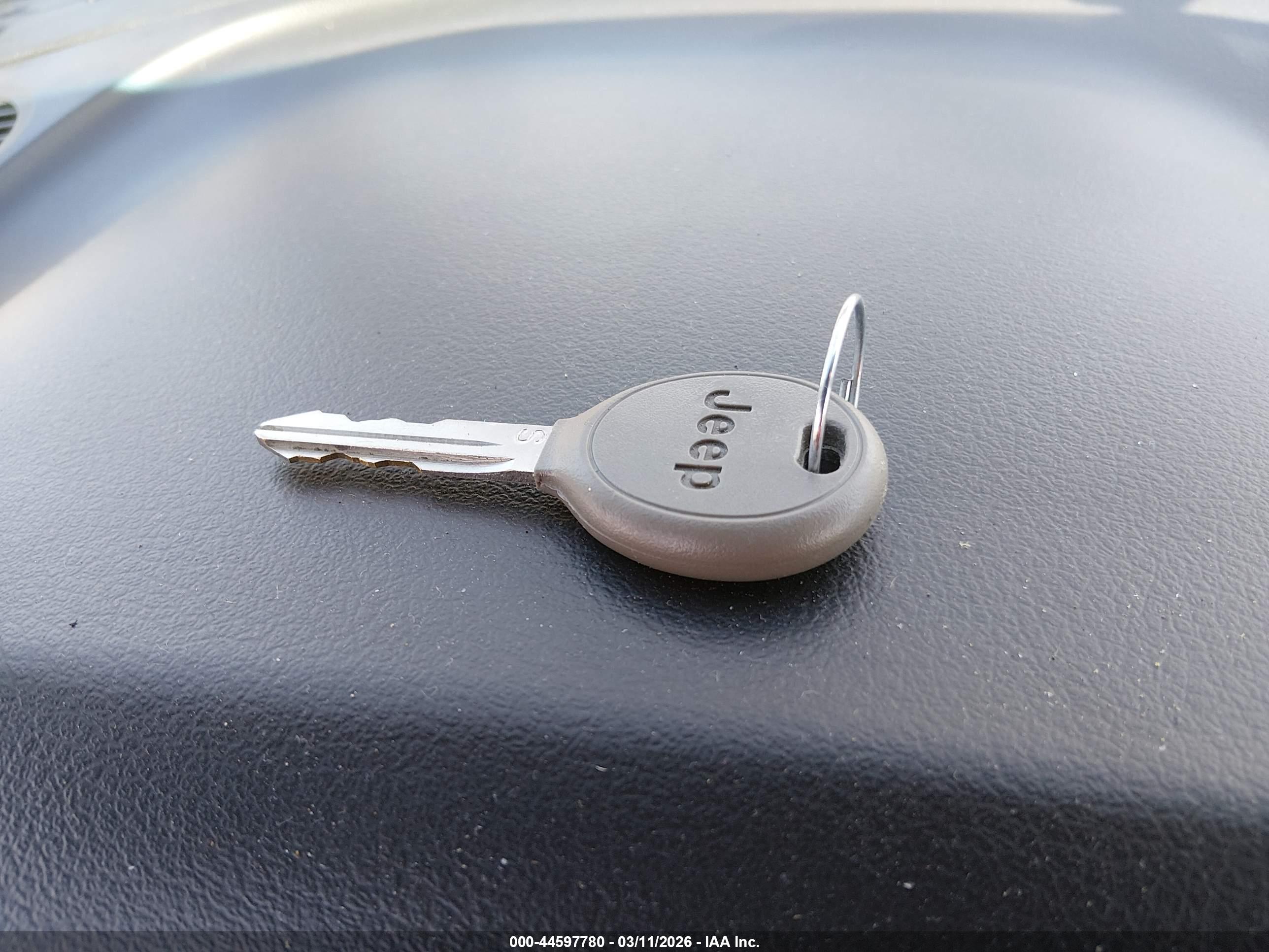 JEEP PATRIOT image 11