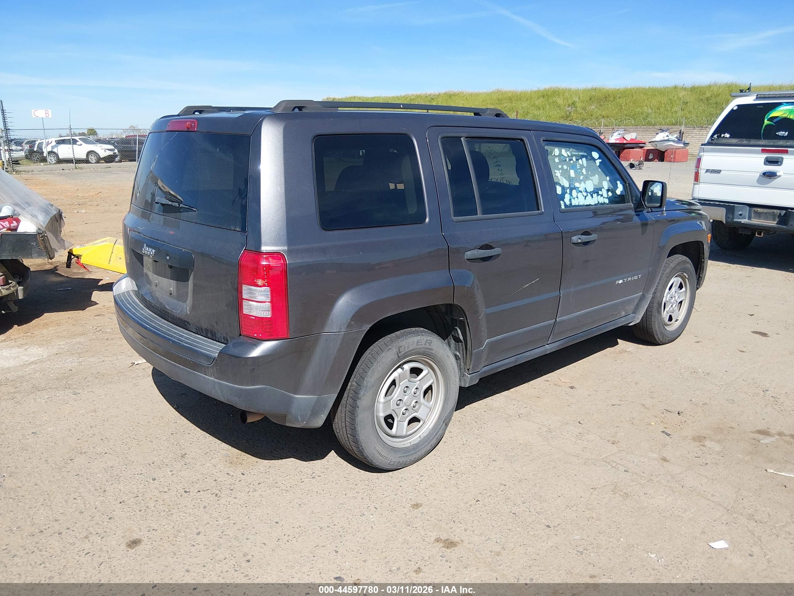 JEEP PATRIOT image 4