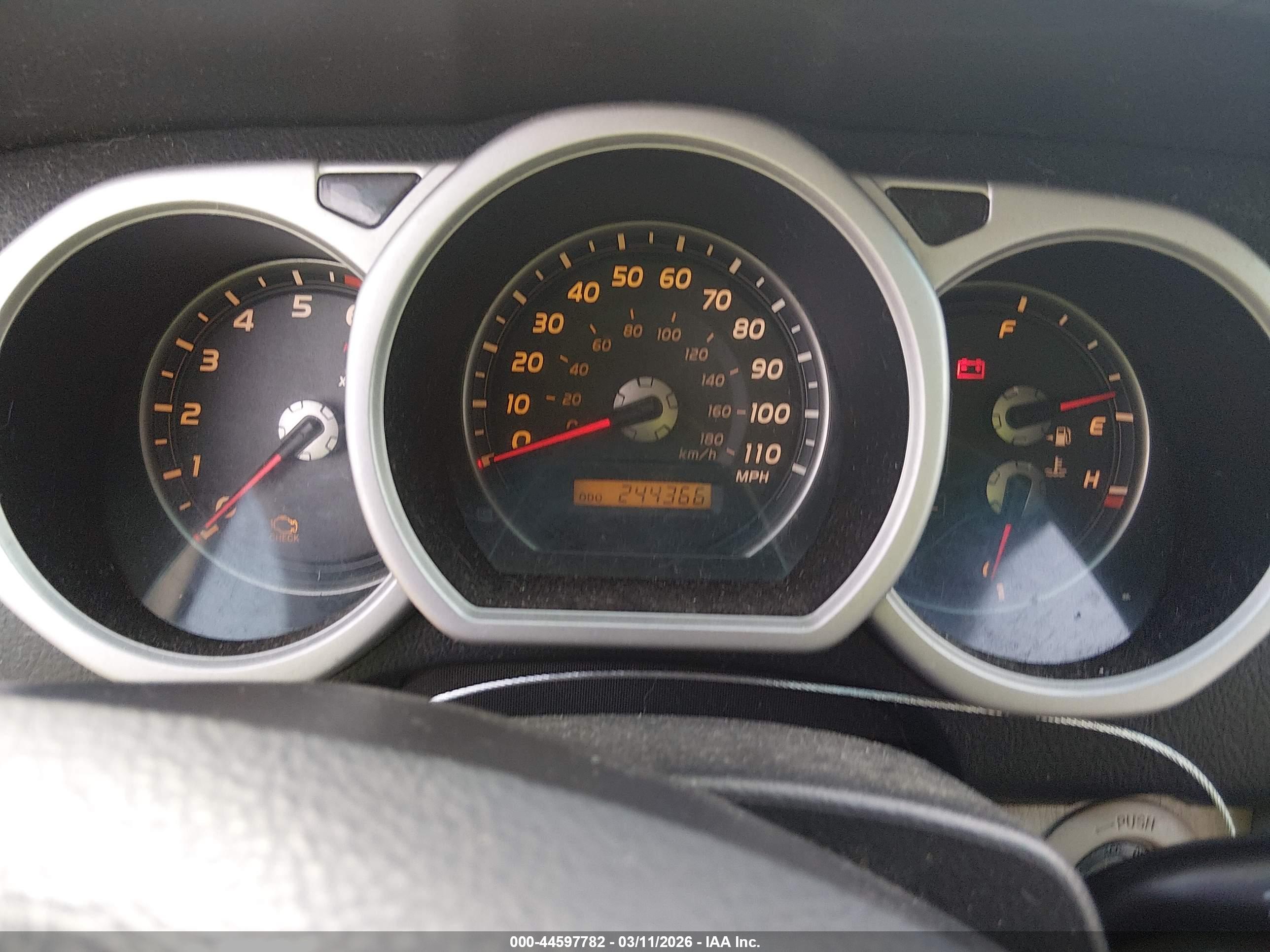 TOYOTA 4RUNNER image 7