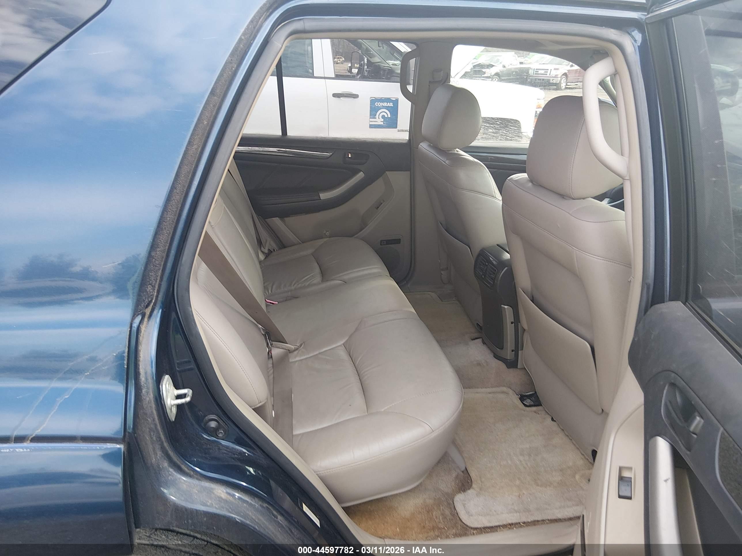 TOYOTA 4RUNNER image 8