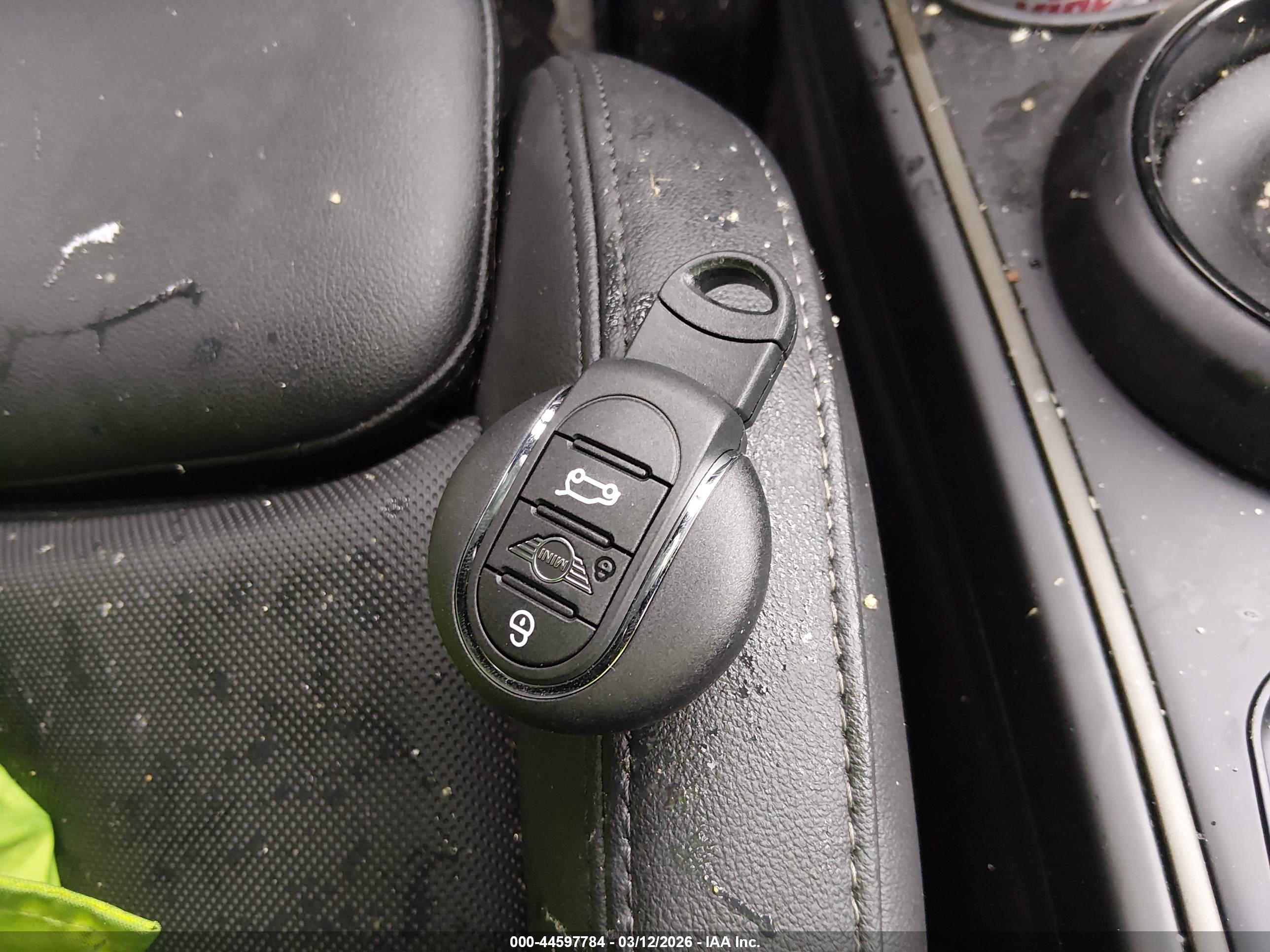 MINI COUNTRYMAN image 11