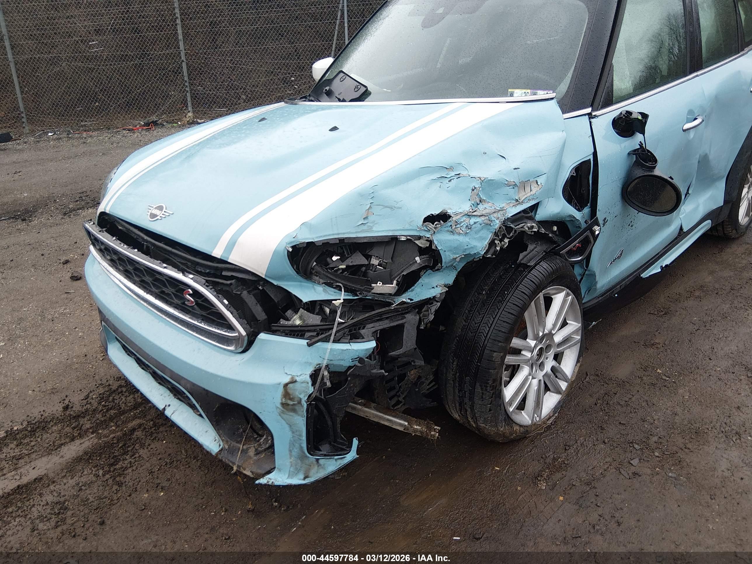 MINI COUNTRYMAN image 6