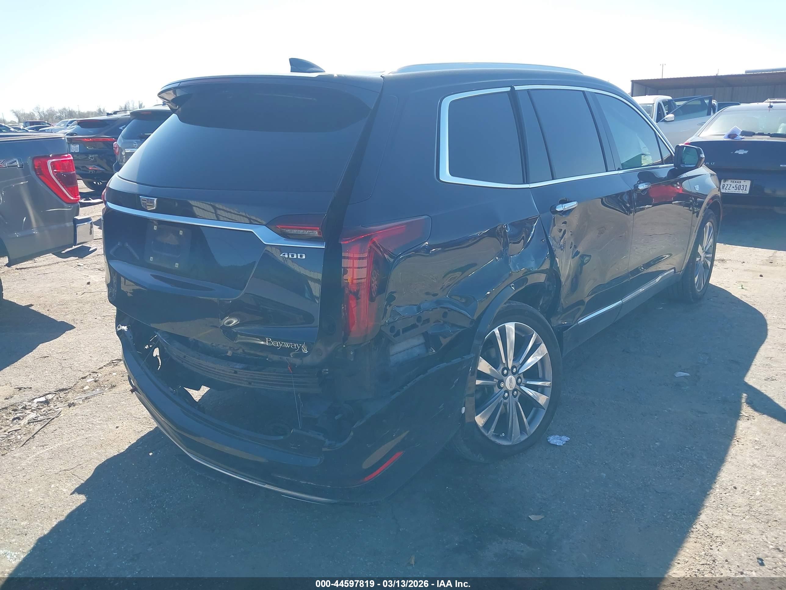 CADILLAC XT6 image 4