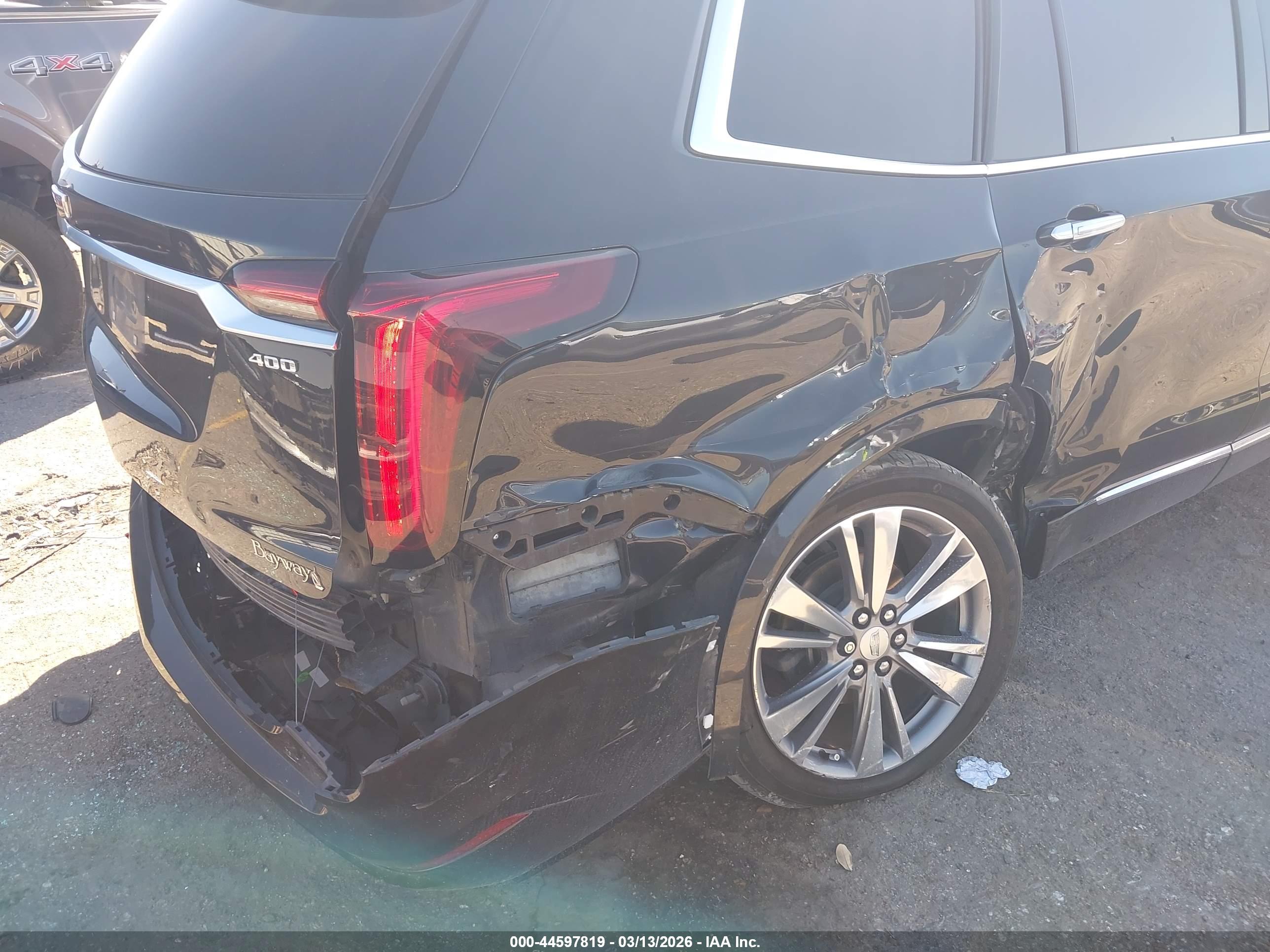 CADILLAC XT6 image 6