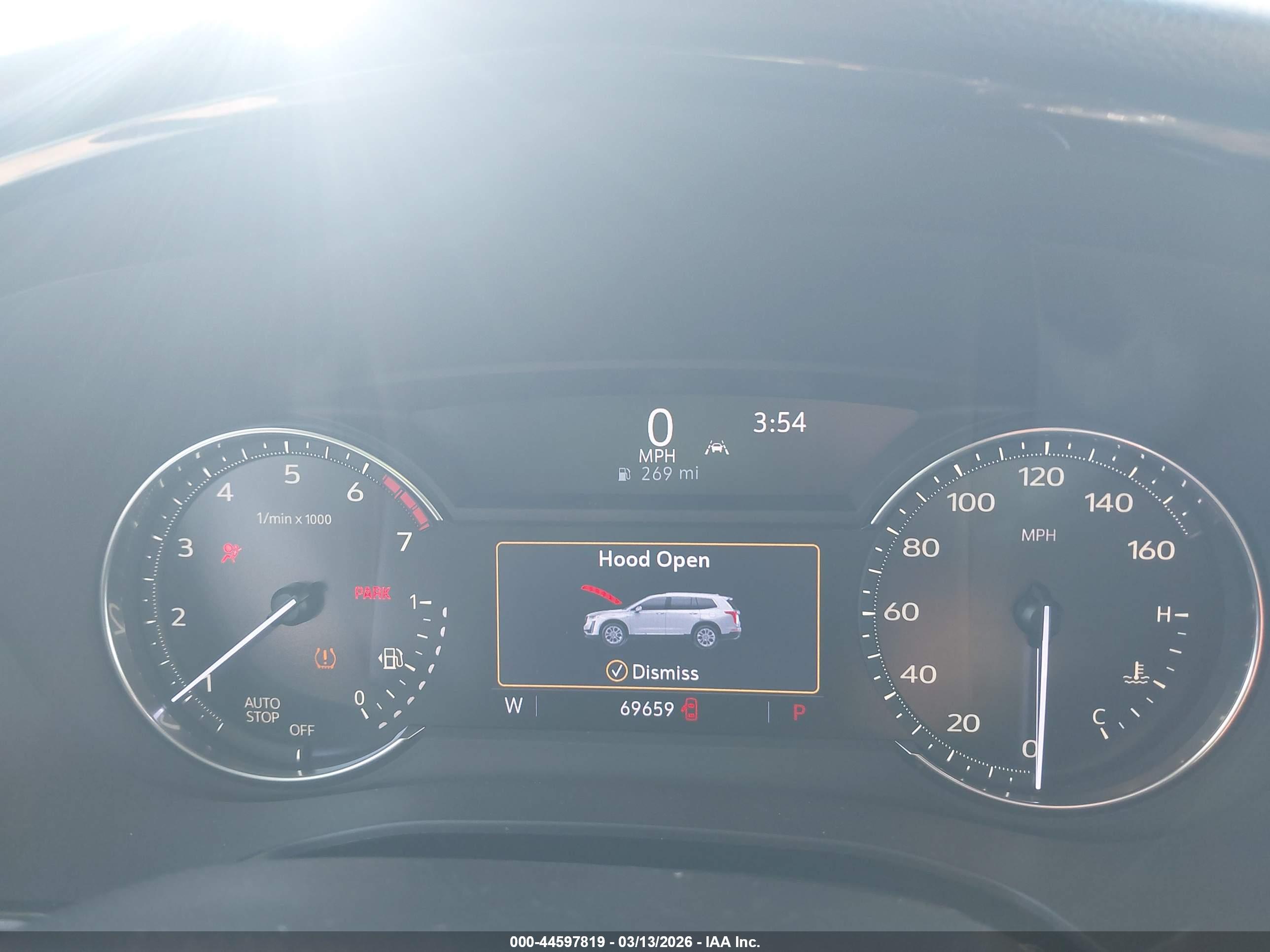 CADILLAC XT6 image 7