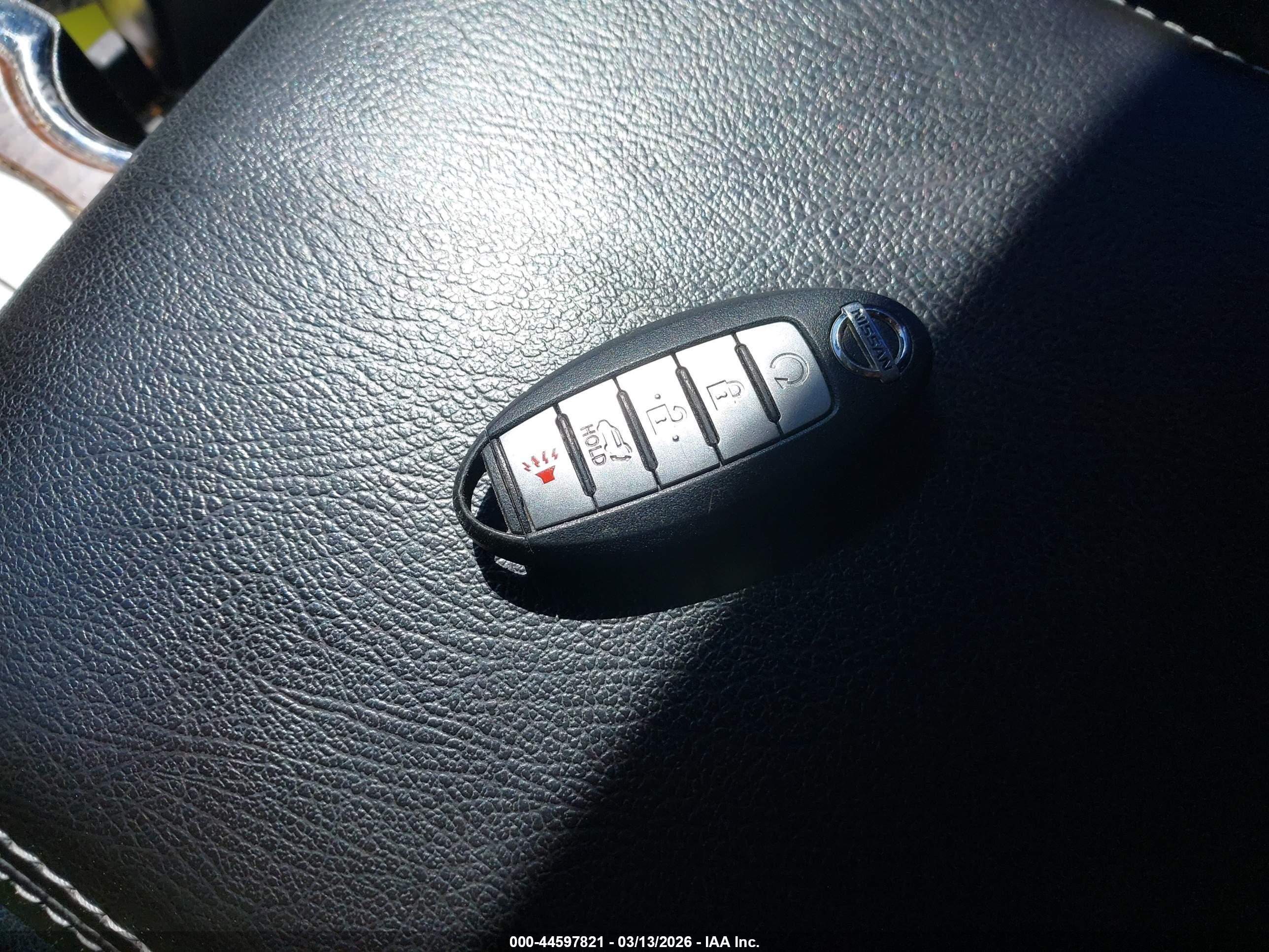 NISSAN PATHFINDER image 11