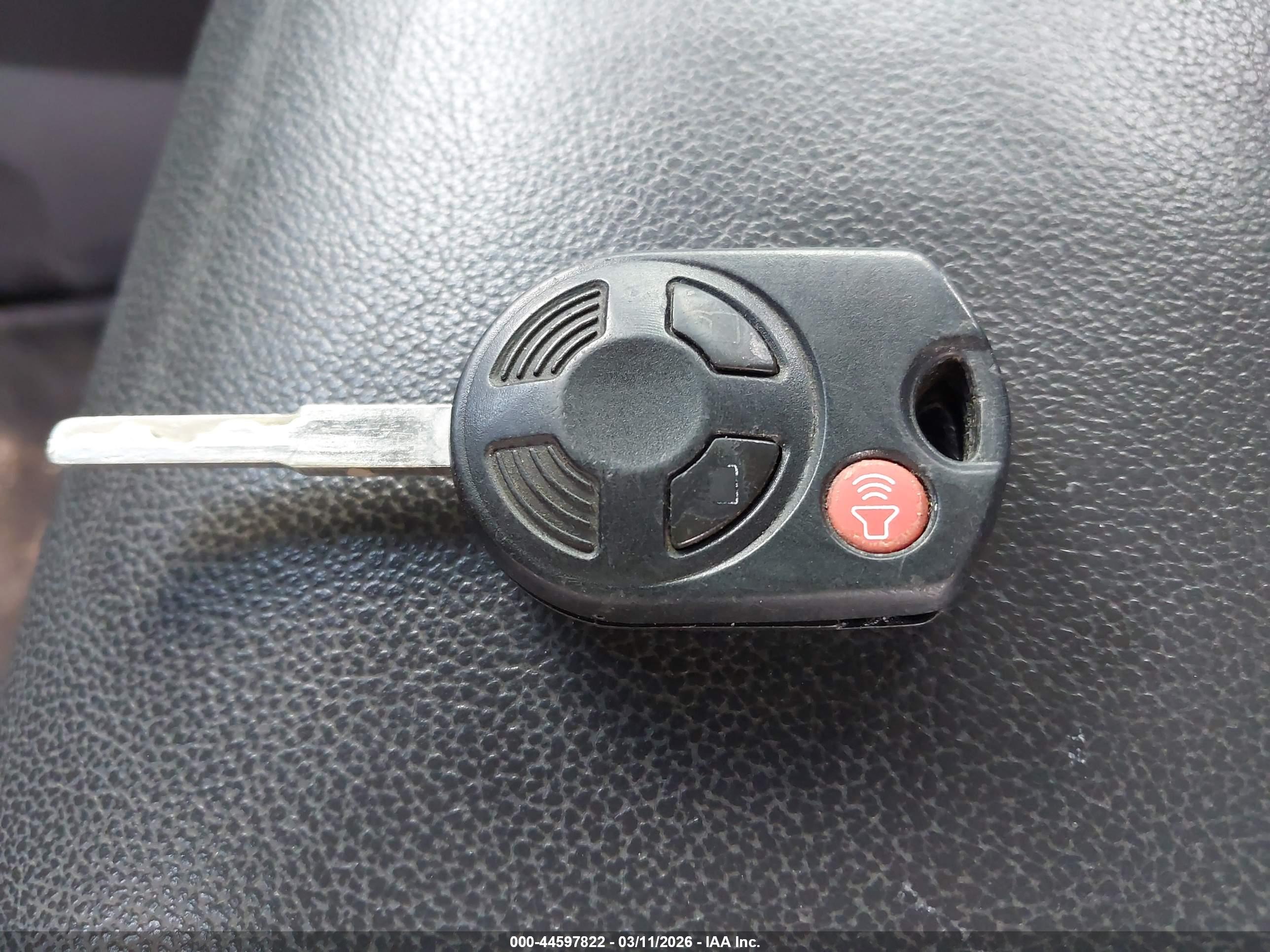 FORD ESCAPE image 11