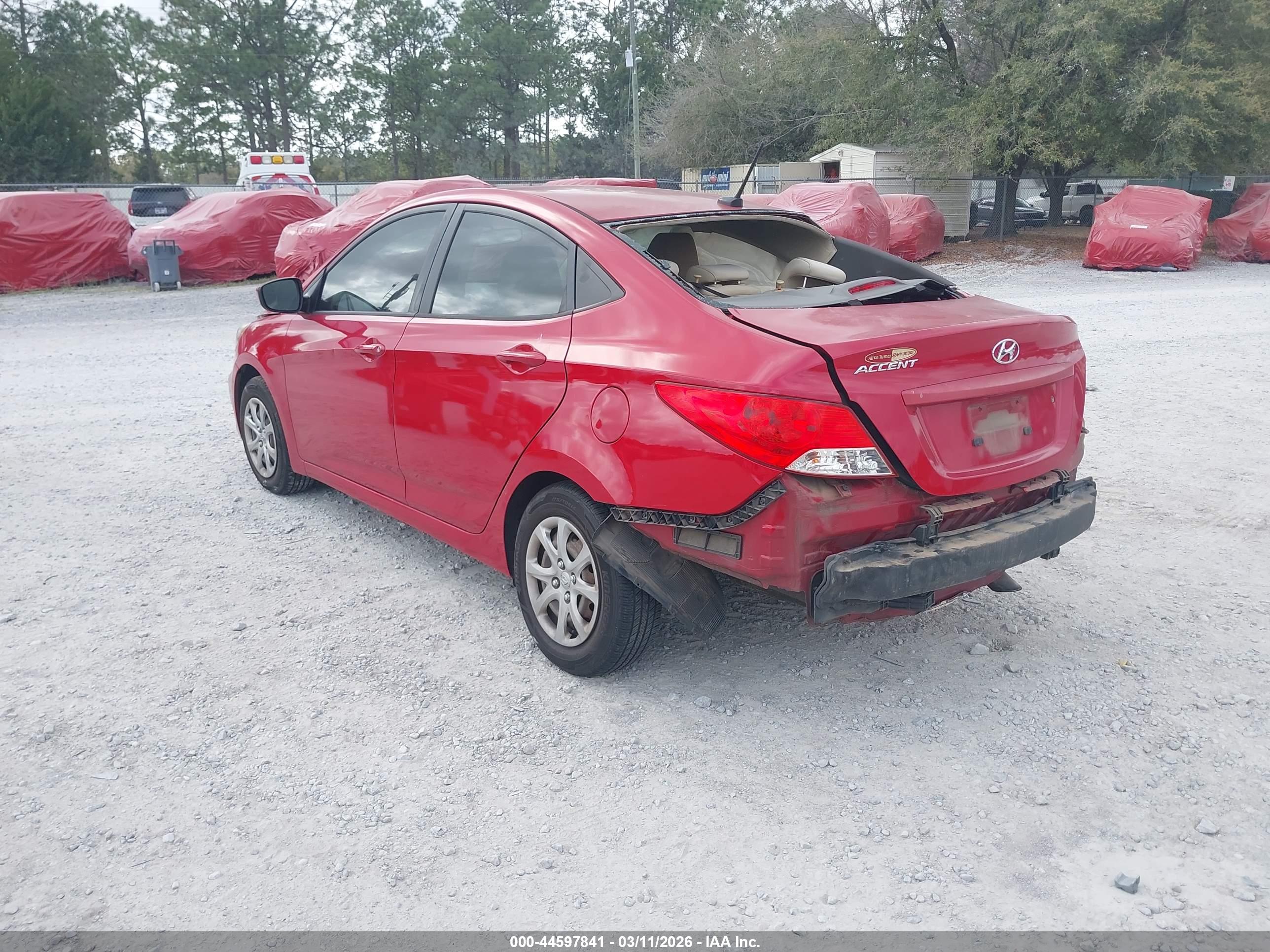 HYUNDAI ACCENT image 3