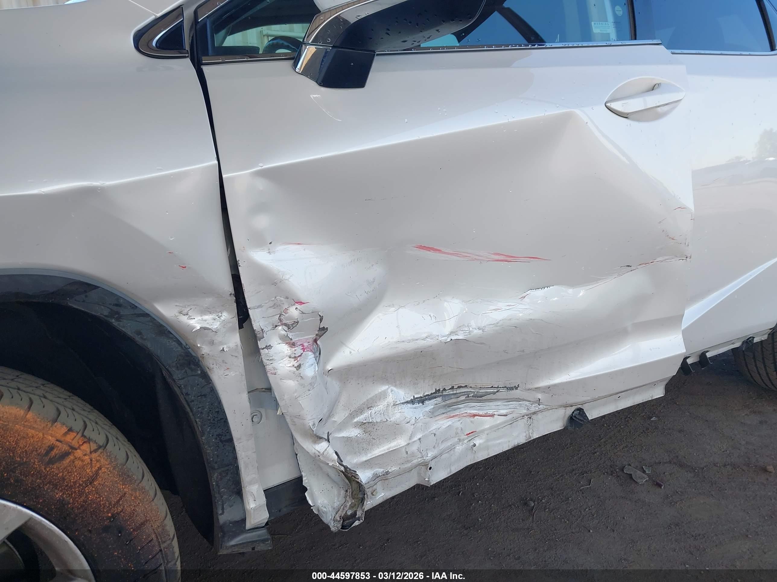 LEXUS RX image 6