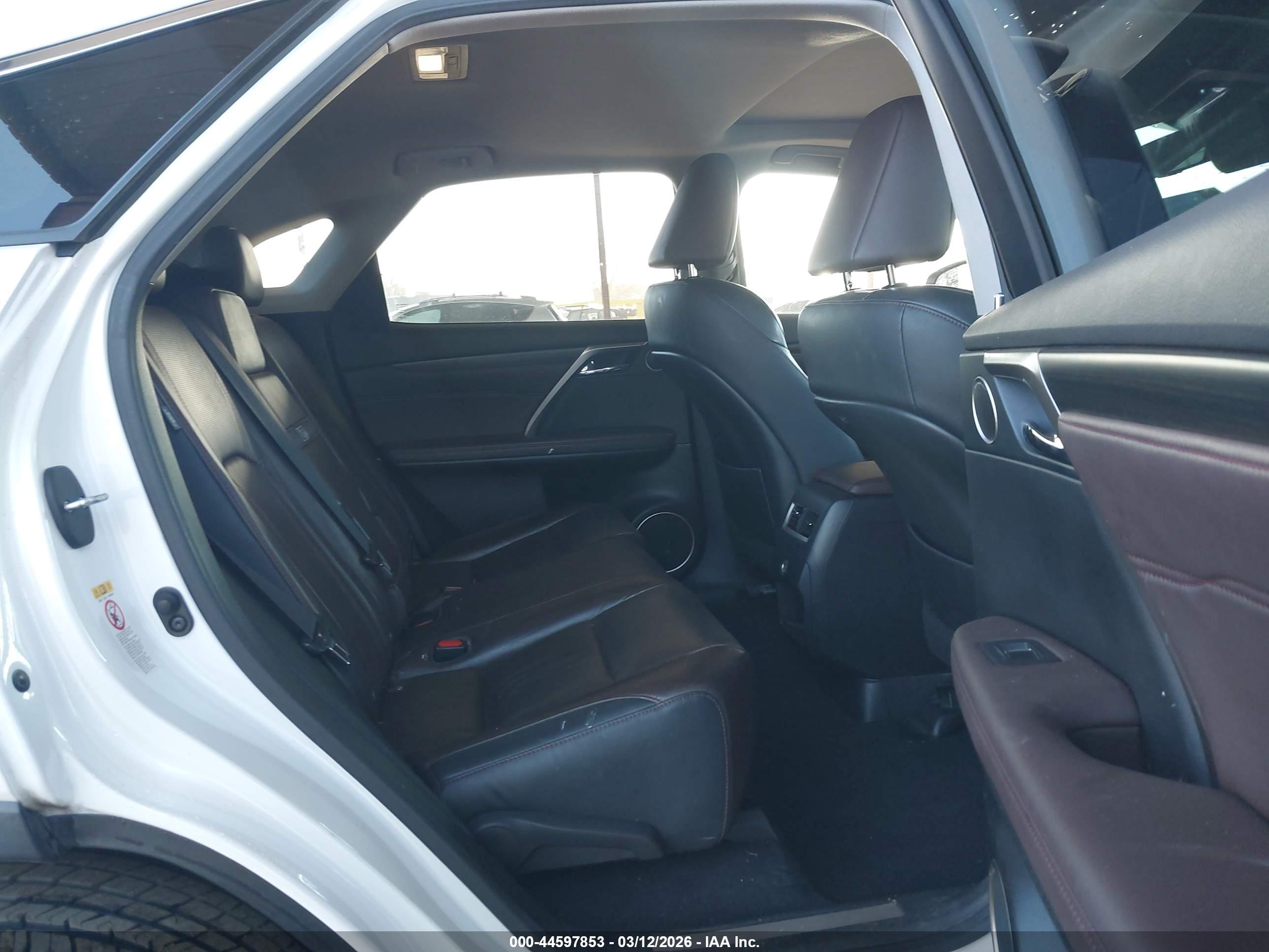 LEXUS RX image 8