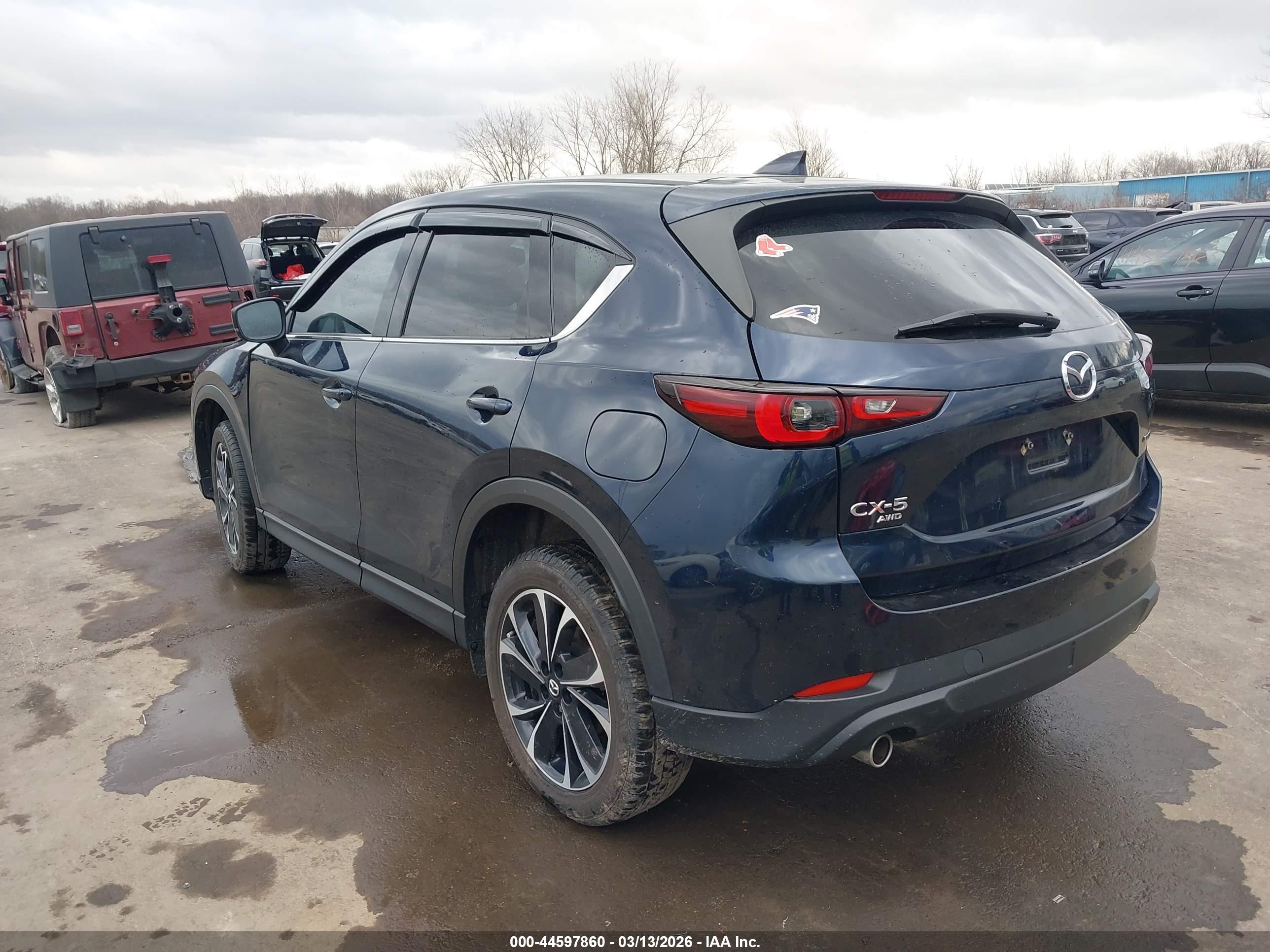 MAZDA CX-5 image 3