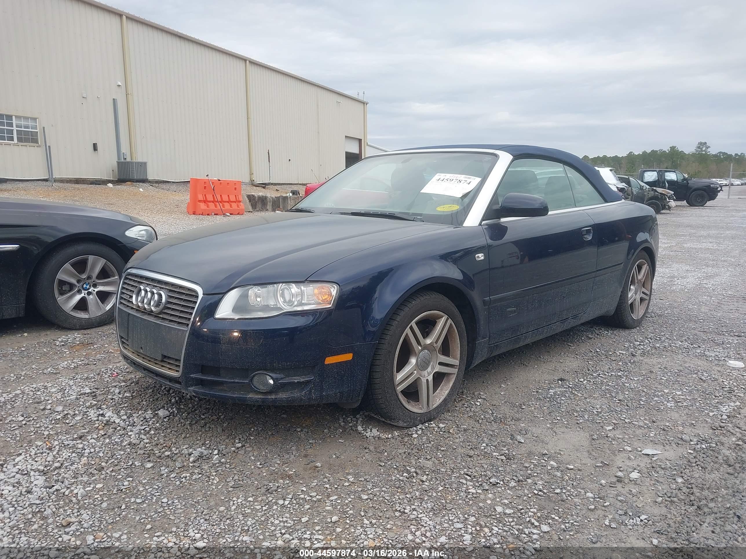 AUDI A4 image 6