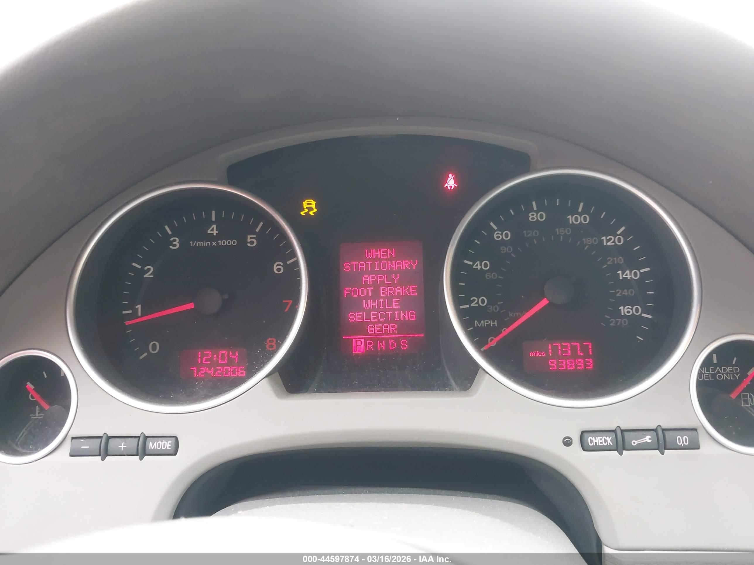 AUDI A4 image 7