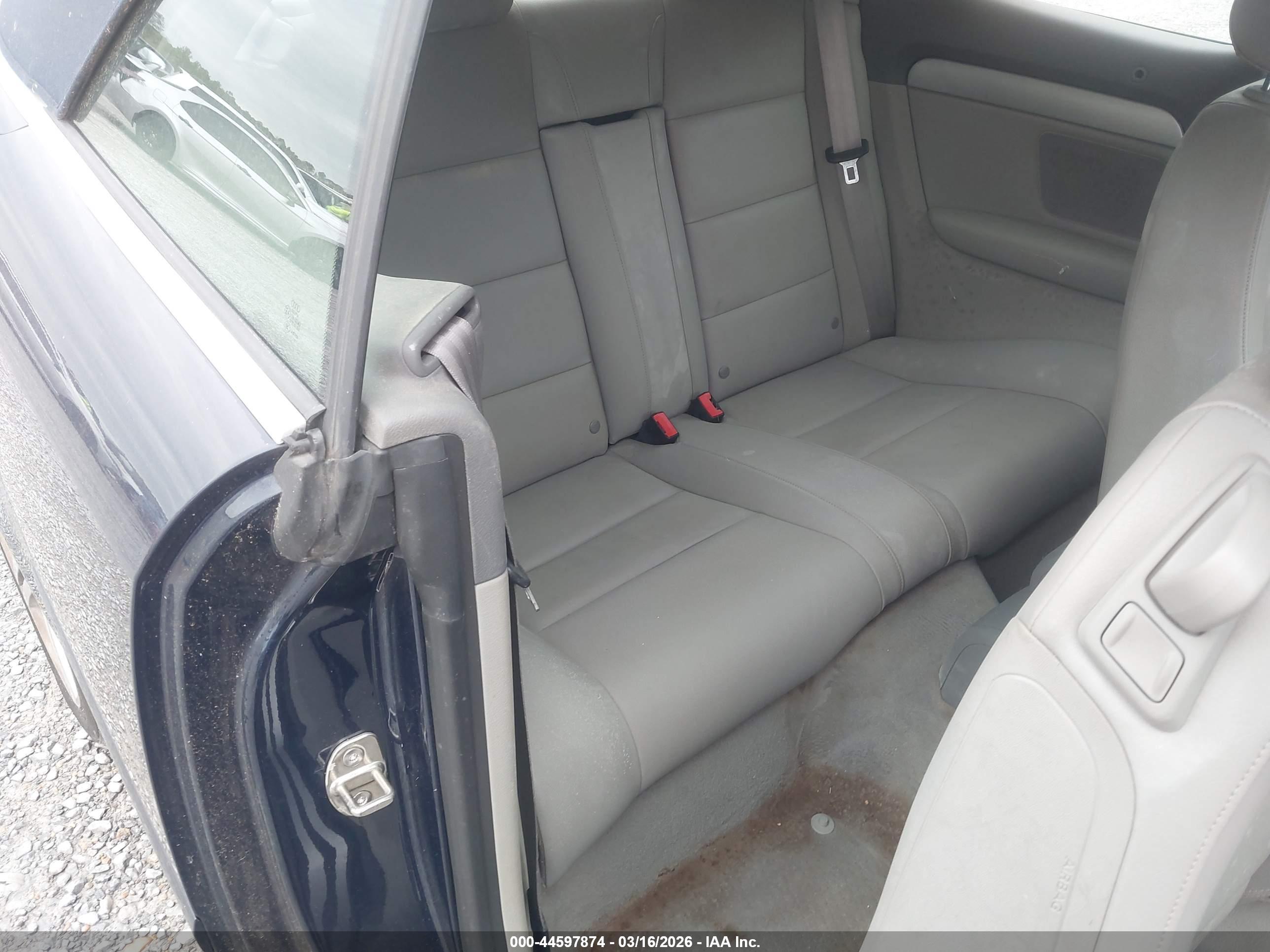 AUDI A4 image 8